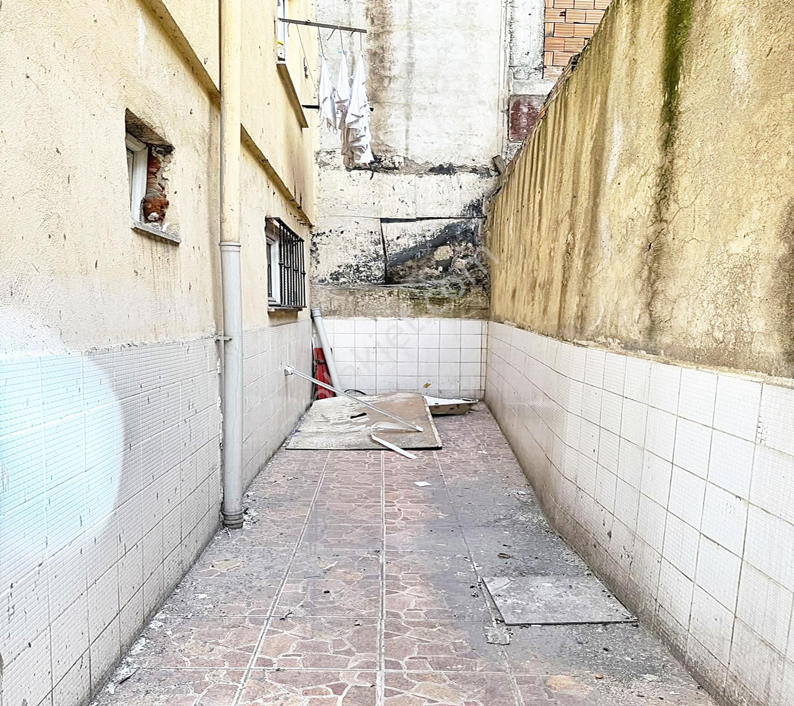 Esenyurt Osmangazi Mahallesi Bahçekat 2+1 100m2 2.150.000tl - Görsel 28