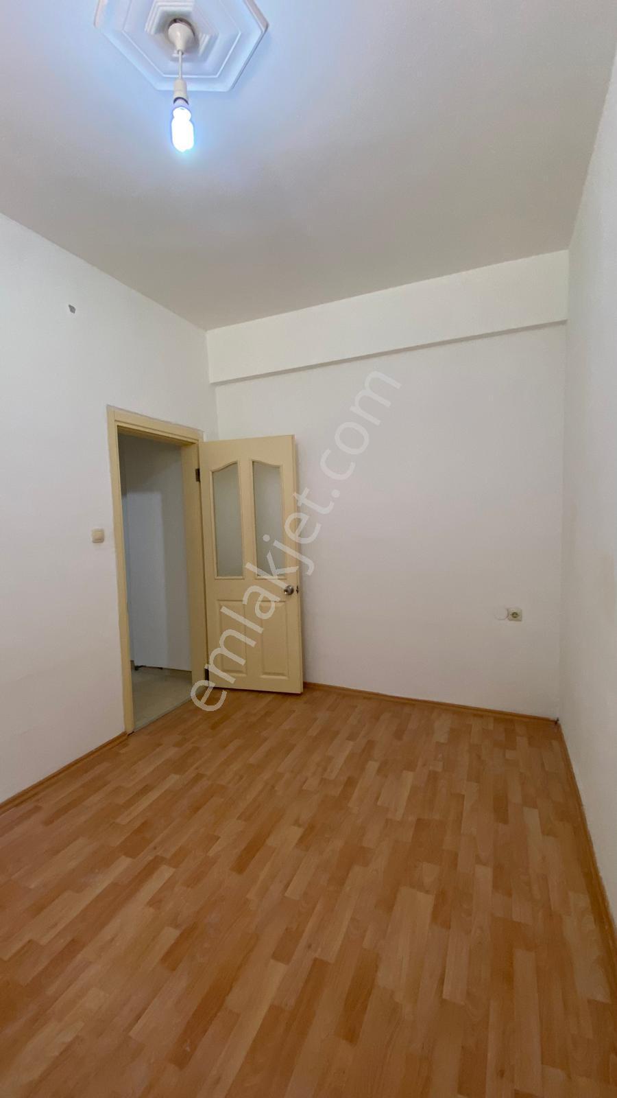 Yalova Merkezde 3+1 Kiralık Daire - Görsel 25
