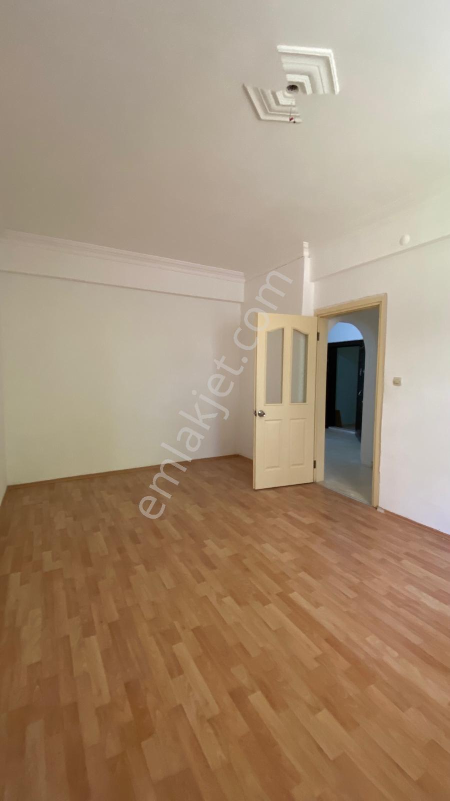 Yalova Merkezde 3+1 Kiralık Daire - Görsel 31
