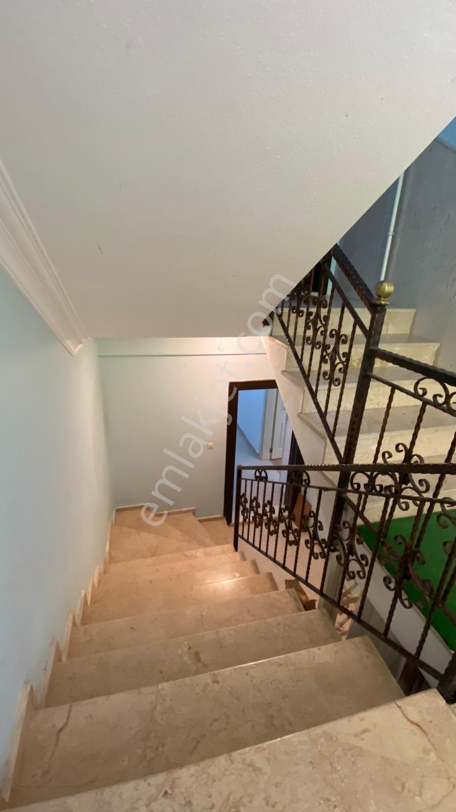 Yalova Merkezde 3+1 Kiralık Daire - Görsel 12