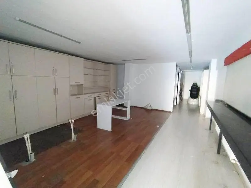 Mertcan Dan Küçükyalı Metro Durağına Yürüme 200m2 Fırsat Satılık Dükkan - Görsel 4