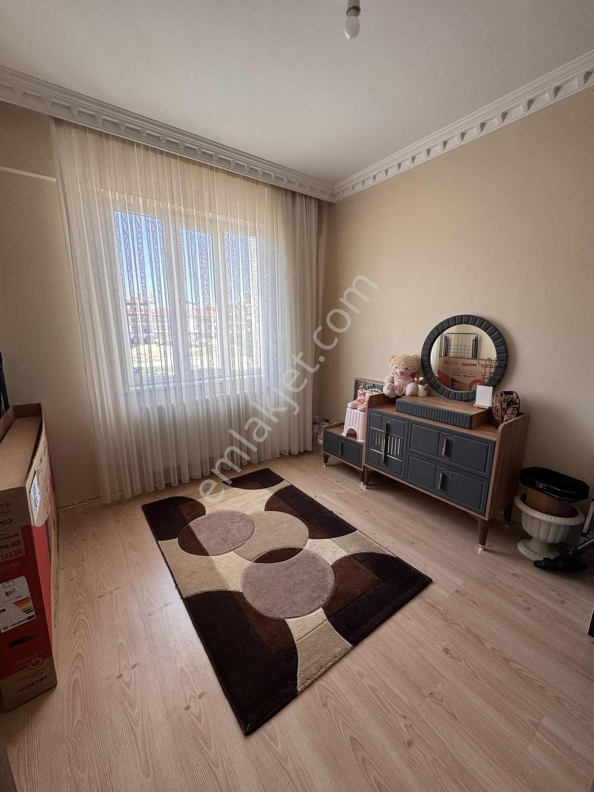 Stadyuma Yürüme Mesafesinde 3+1 Satılık Arakat Daire - Görsel 9