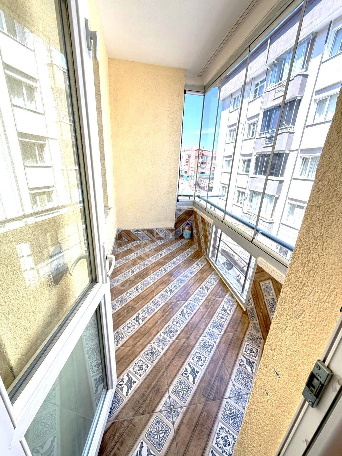 Şeyh Hamit Mahallesinde 40'mt Yol Üzerinde Kiralık 3+1 Daire✨✨✨✨ - Görsel 17