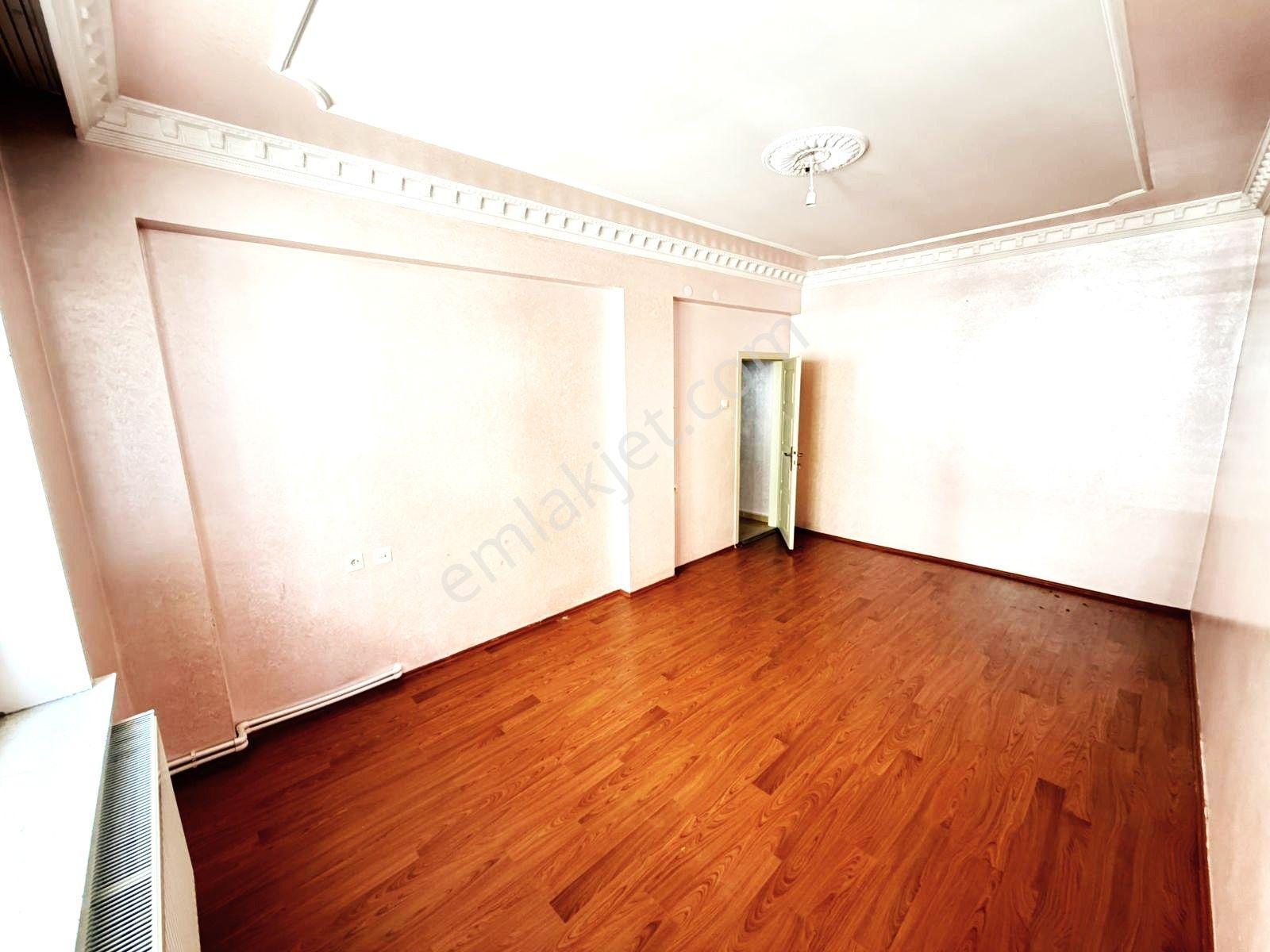 Şeyh Hamit Mahallesinde 40'mt Yol Üzerinde Kiralık 3+1 Daire✨✨✨✨ - Görsel 21