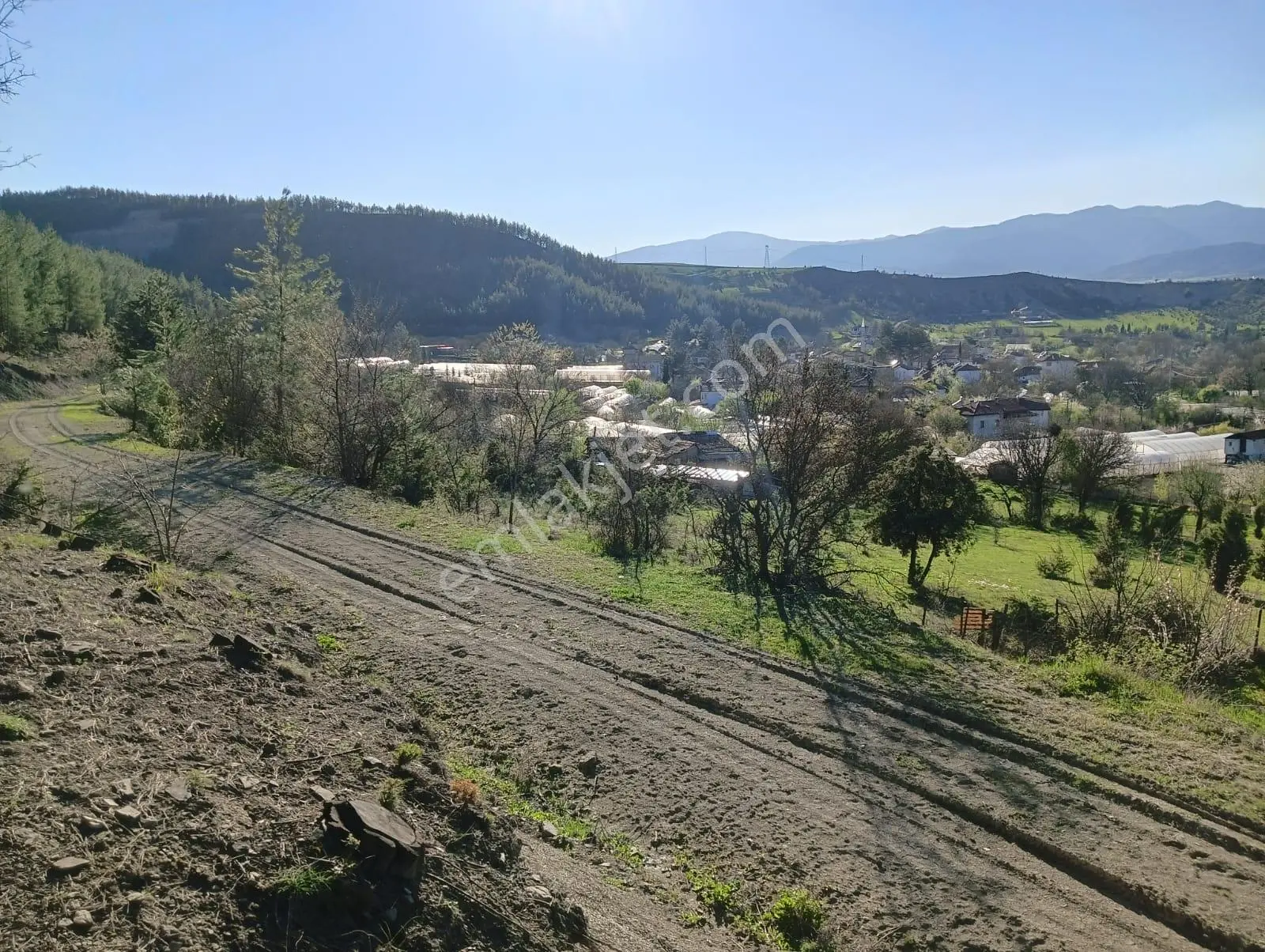 Karabük Safranbolu Karıt Köyiçi 1456 M2 Satılık Arsa