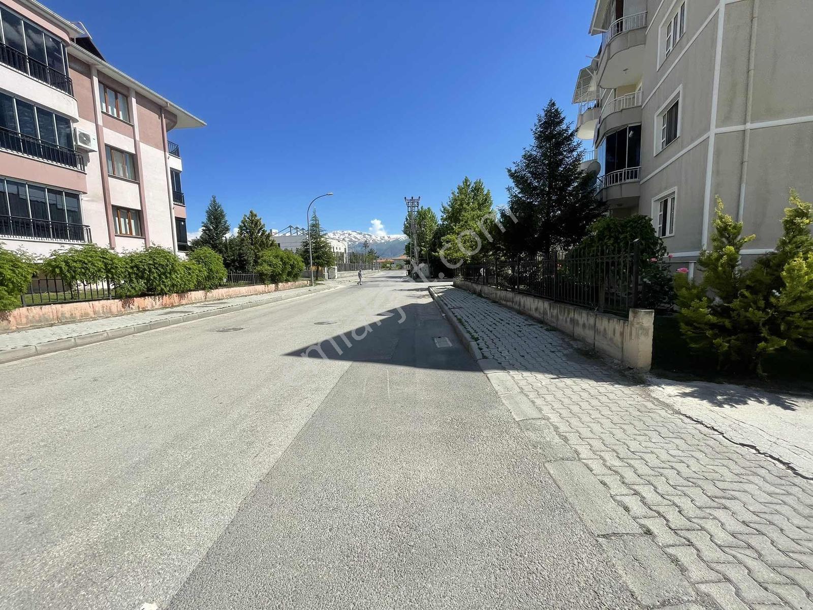Tuncaygül'den Satılık 4+1 Ara Kat Ferah Daire - Görsel 33