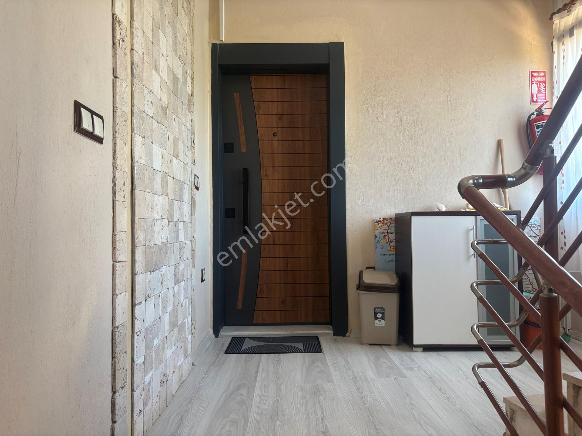 Kuşadası Güzelçamlı'da Doğa Deniz Manzaralı Sezonluk Kiralık - Görsel 27