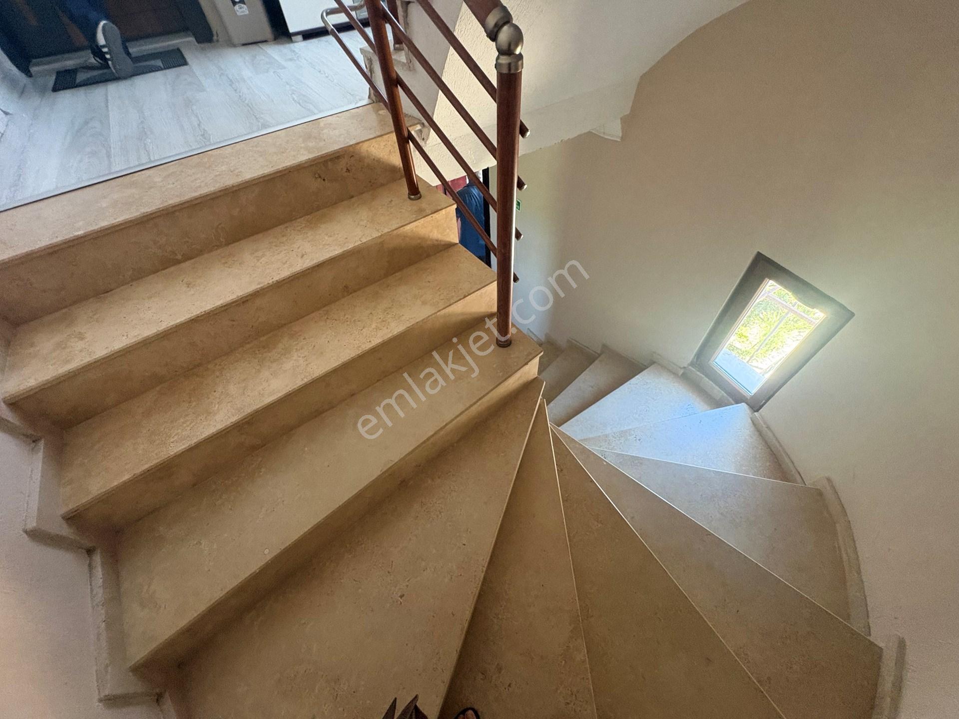 Kuşadası Güzelçamlı'da Doğa Deniz Manzaralı Sezonluk Kiralık - Görsel 6