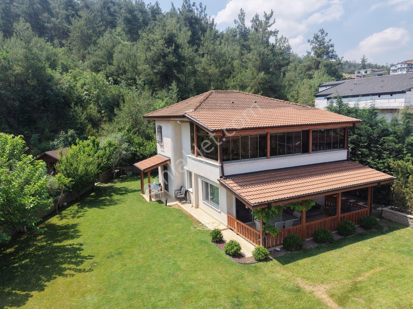 Ormana Cephe, Müstakil, 588 M2 Arsa Üzerine Kurulu, Harika Villa - Görsel 36