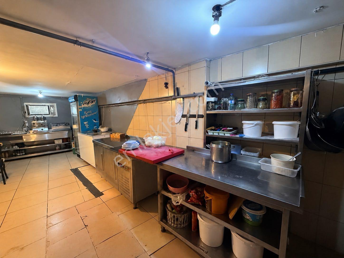 Şişli 'de Aktif Çalışan Hazır Kurulu Devren Kiralık Restoran - Görsel 8
