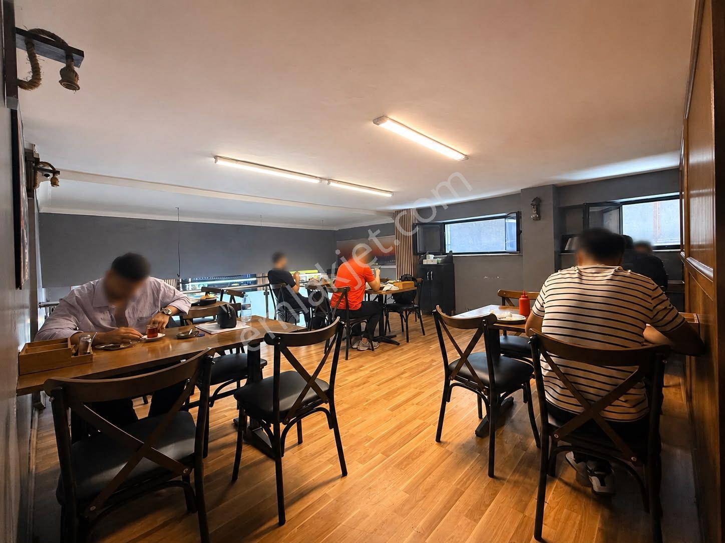 Şişli 'de Aktif Çalışan Hazır Kurulu Devren Kiralık Restoran - Görsel 12