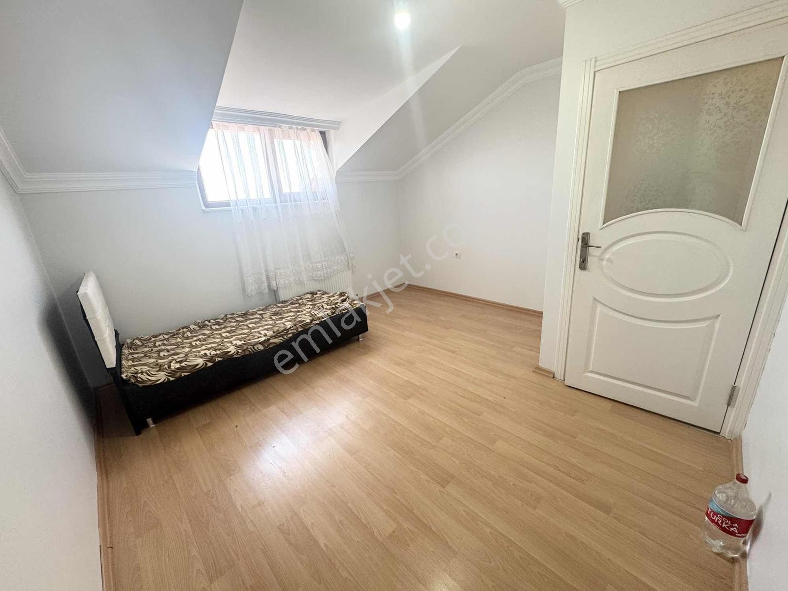 Yoldaş İnş Satılık 5+2 250 M2 10 Yaşında 2 Aileye Uygun Dublex - Görsel 3