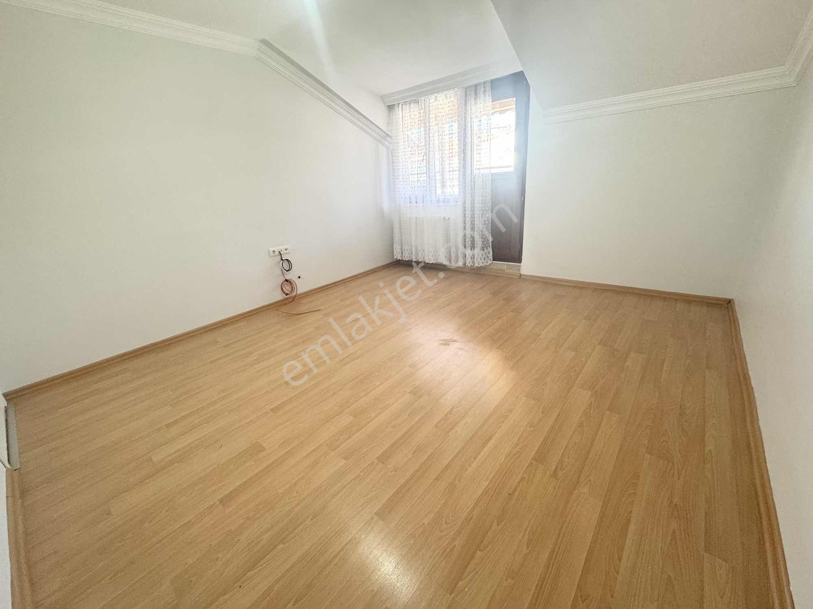 Yoldaş İnş Satılık 5+2 250 M2 10 Yaşında 2 Aileye Uygun Dublex - Görsel 14