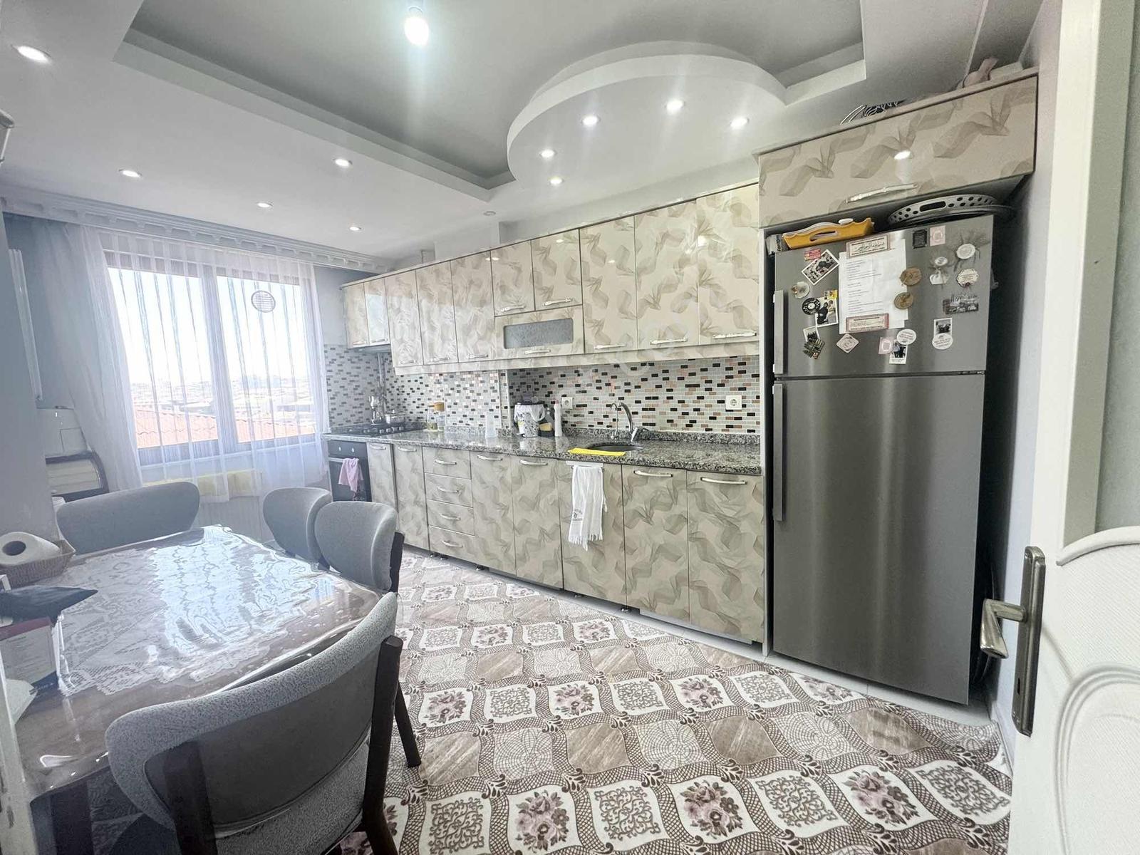 Yoldaş İnş Satılık 5+2 250 M2 10 Yaşında 2 Aileye Uygun Dublex - Görsel 21