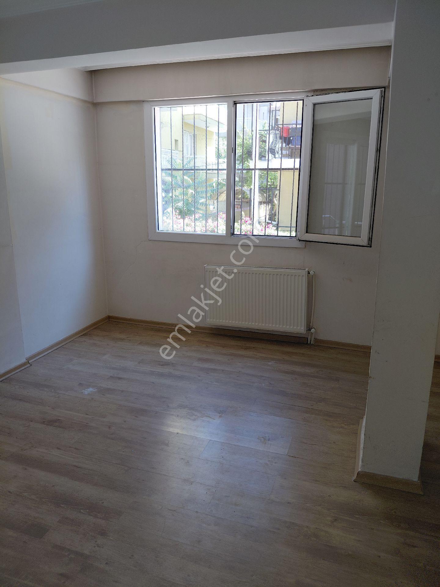 Buca Akıncılarda Kiralık 2+1 Kapalı Mutfak Doğalgazlı Yüksek Zemin Bahçeli Geniş Daire - Görsel 9