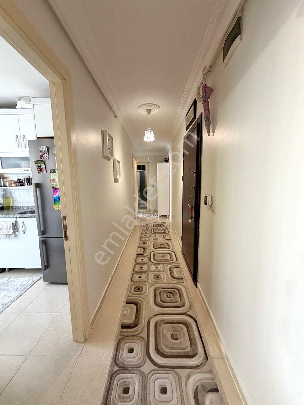 Alban'dan Metrobüse 1dk 90m² 2+1 Satılık Balkonlu Arakat Daire - Görsel 14