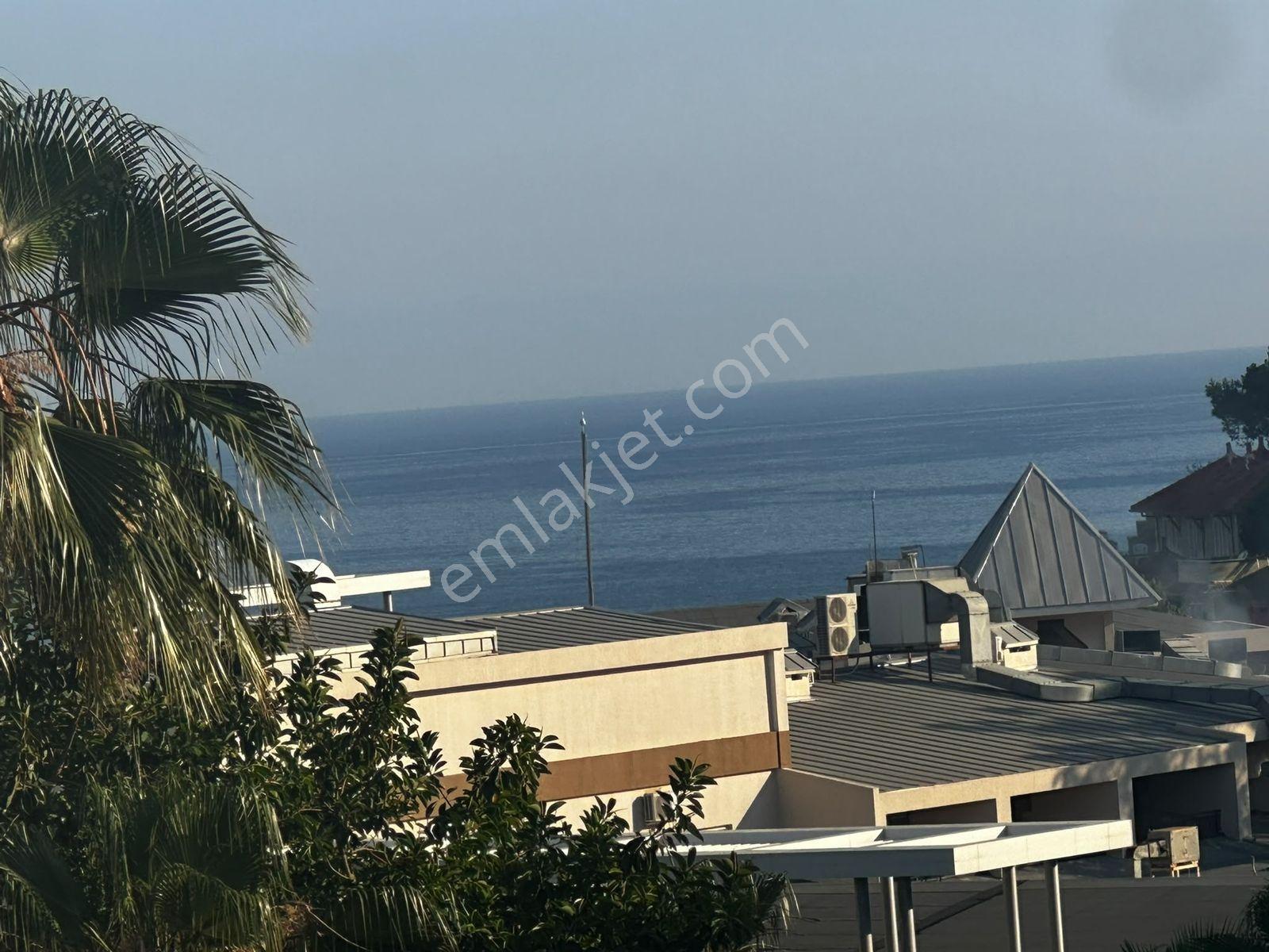 Alanya Konaklıda Denize Sıfır Konumda Satılık2+1 Manzaralı Daire - Görsel 24