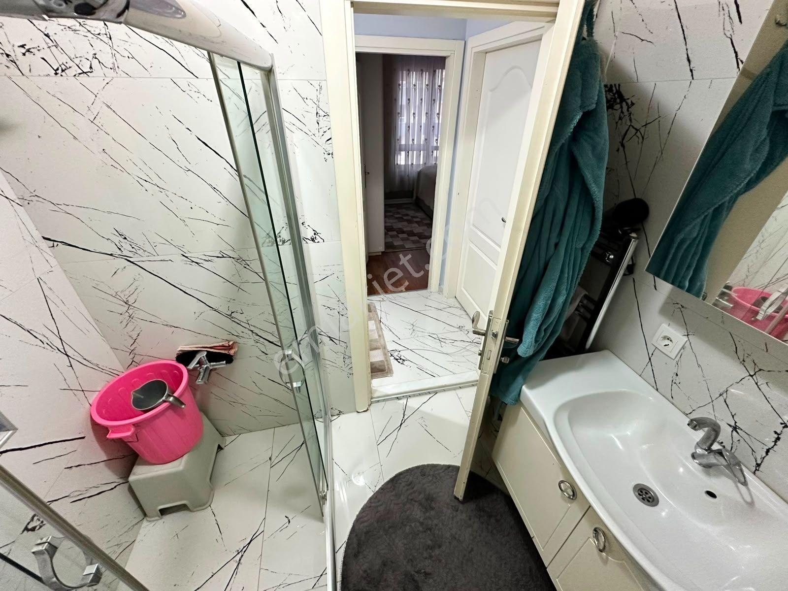 Uzman Emlak Ofisinden İncirli Mh.de Katta Full Yapılı Orta Kat 3+1 Daire - Görsel 19