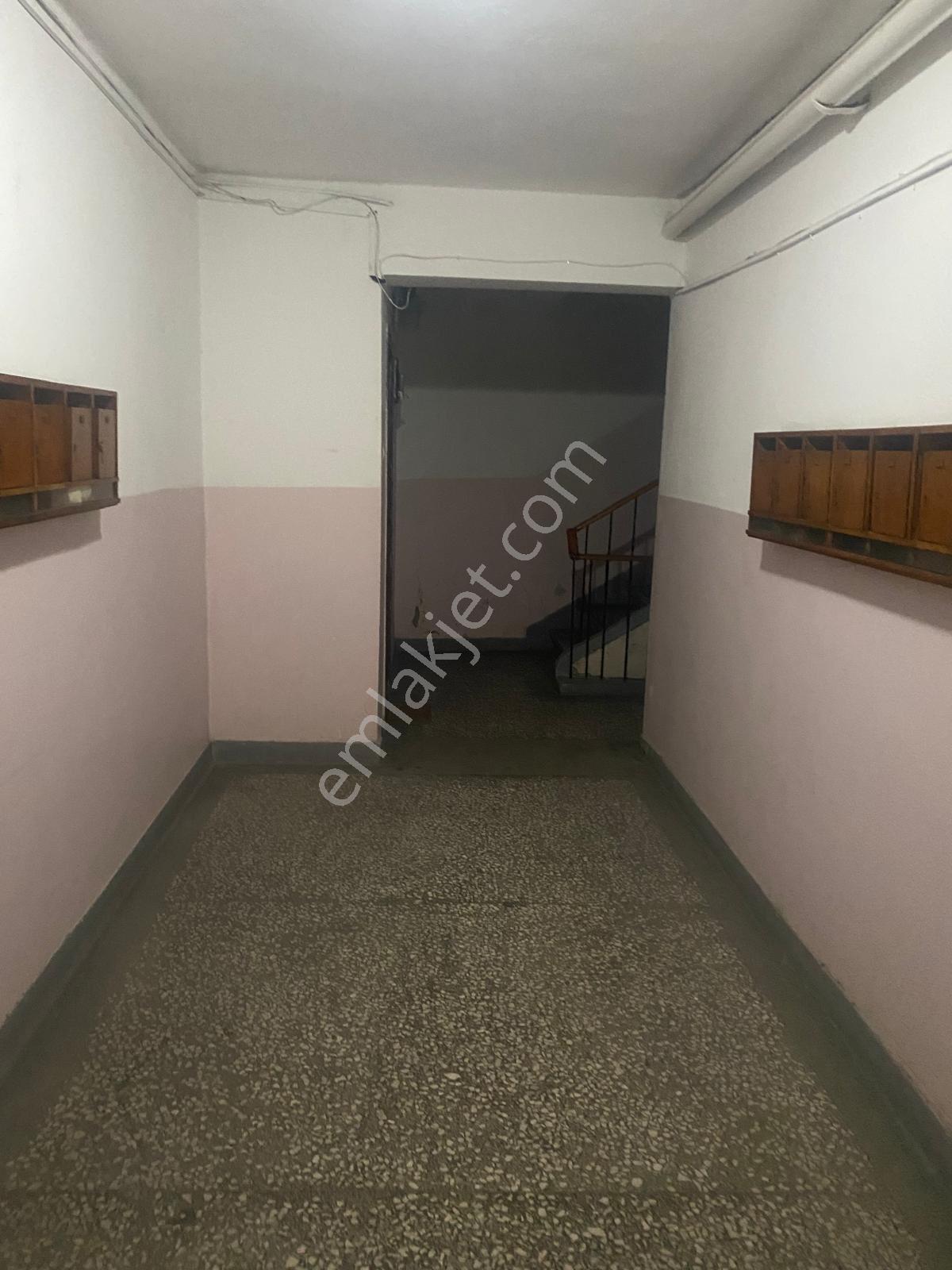 Çankaya Fidanlık Mahallesi Valilik Yakını Full Yapılı 3+1 Kiralık Daire - Görsel 2