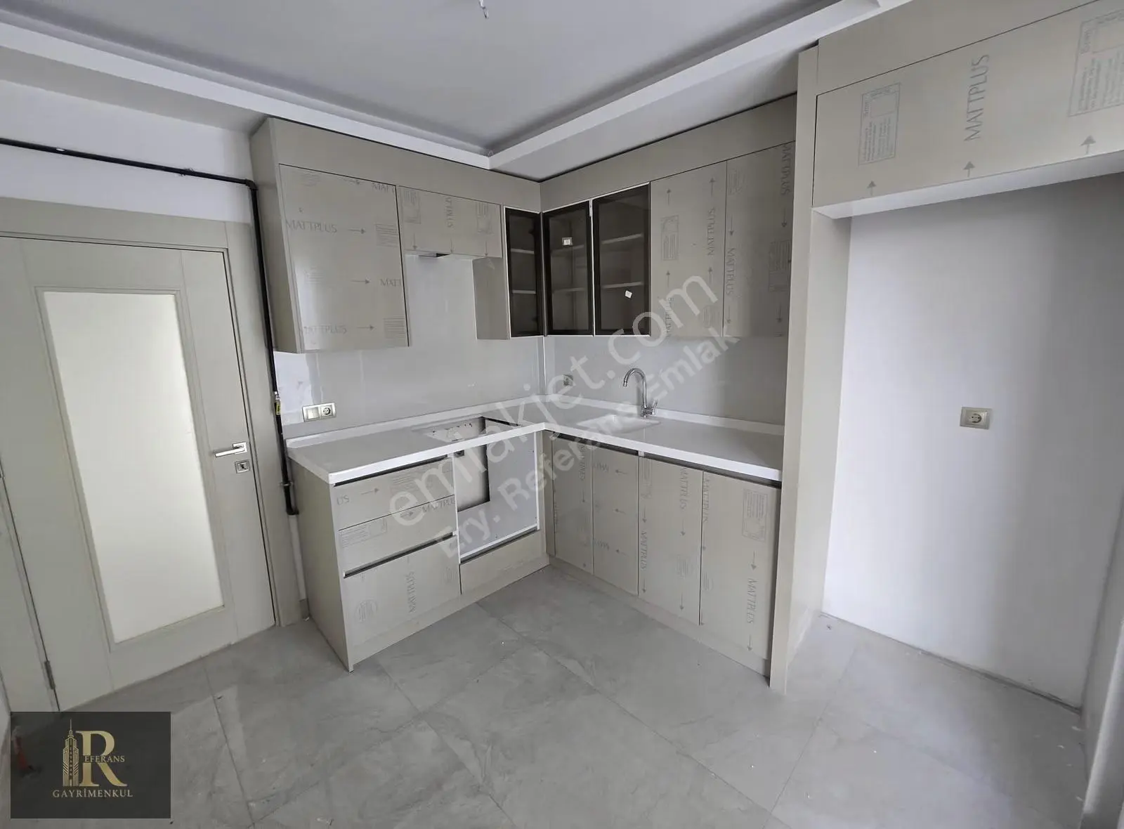 Eryaman Susuzda Acil_sıfır_y.giriş_ B.mutfak_e.banyo Satılık 2+1