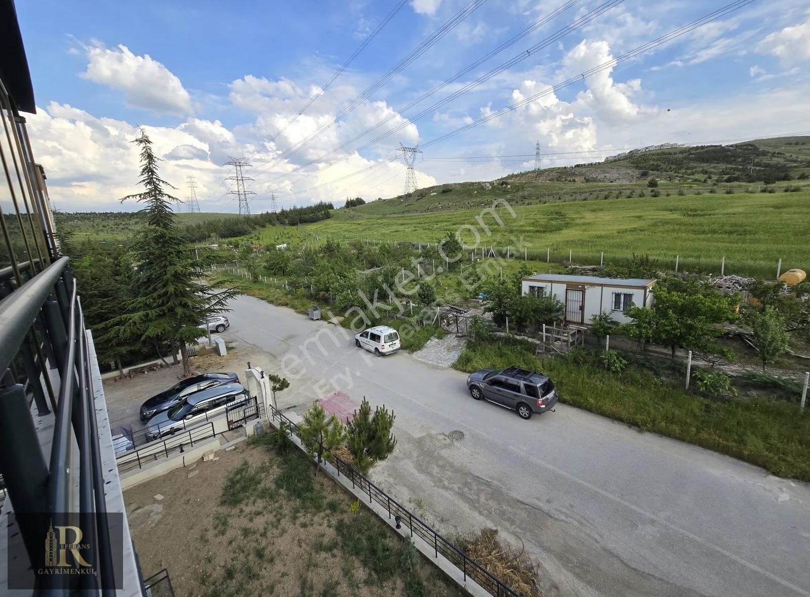 Bağlıca'da Teras Balkon Manzaralı Ara Kat Geniş Kiralık3+1 Daire - Görsel 7