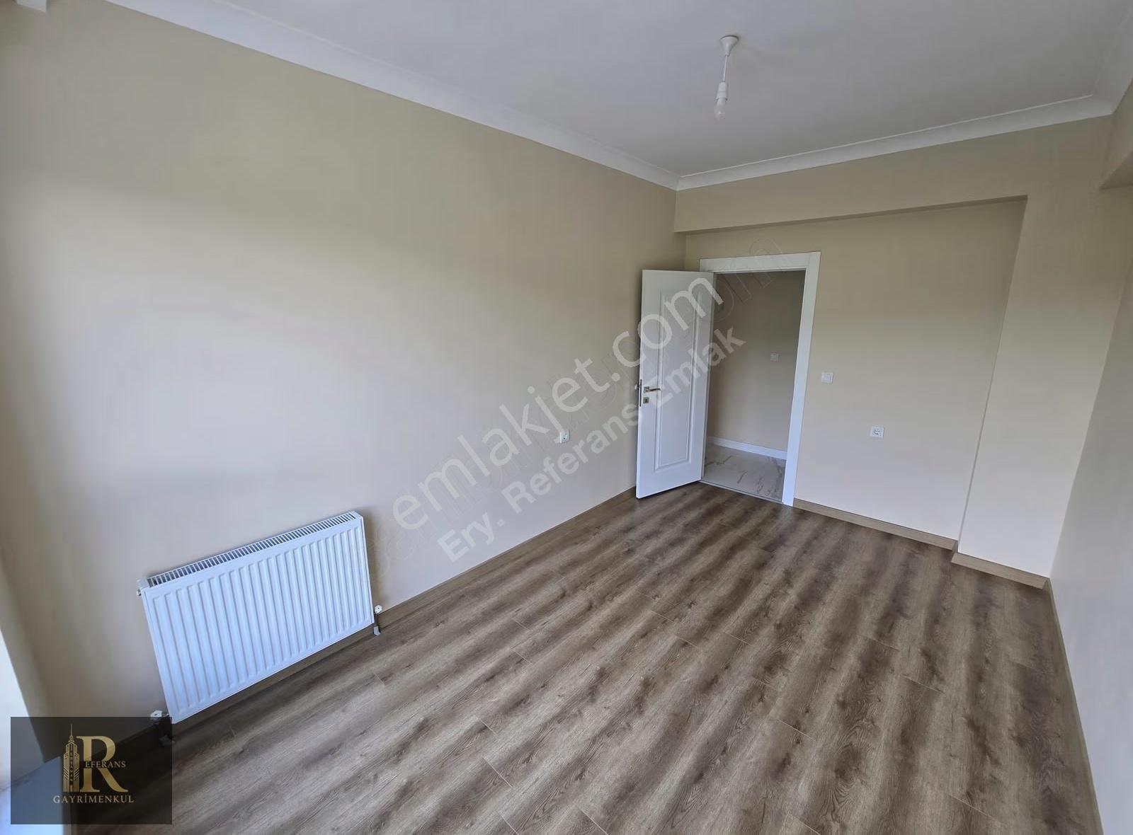 Bağlıca'da Teras Balkon Manzaralı Ara Kat Geniş Kiralık3+1 Daire - Görsel 6