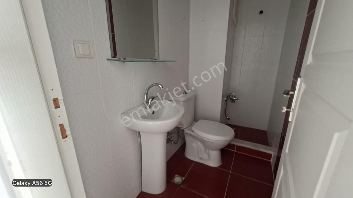 İzban Yakını Çift Banyolu 2+1 Kiralık Daire - Görsel 18