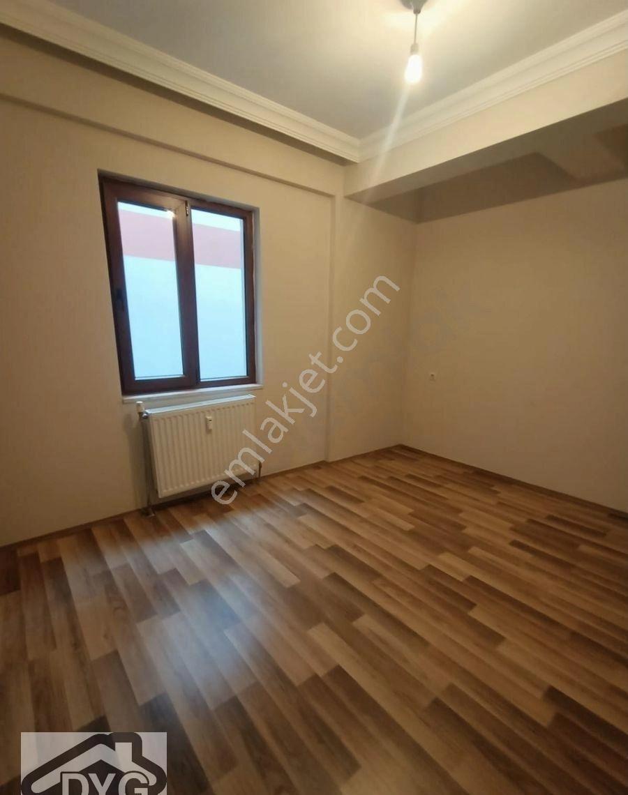 3+1 Doğalgazlı Kiralık Daire - Görsel 2
