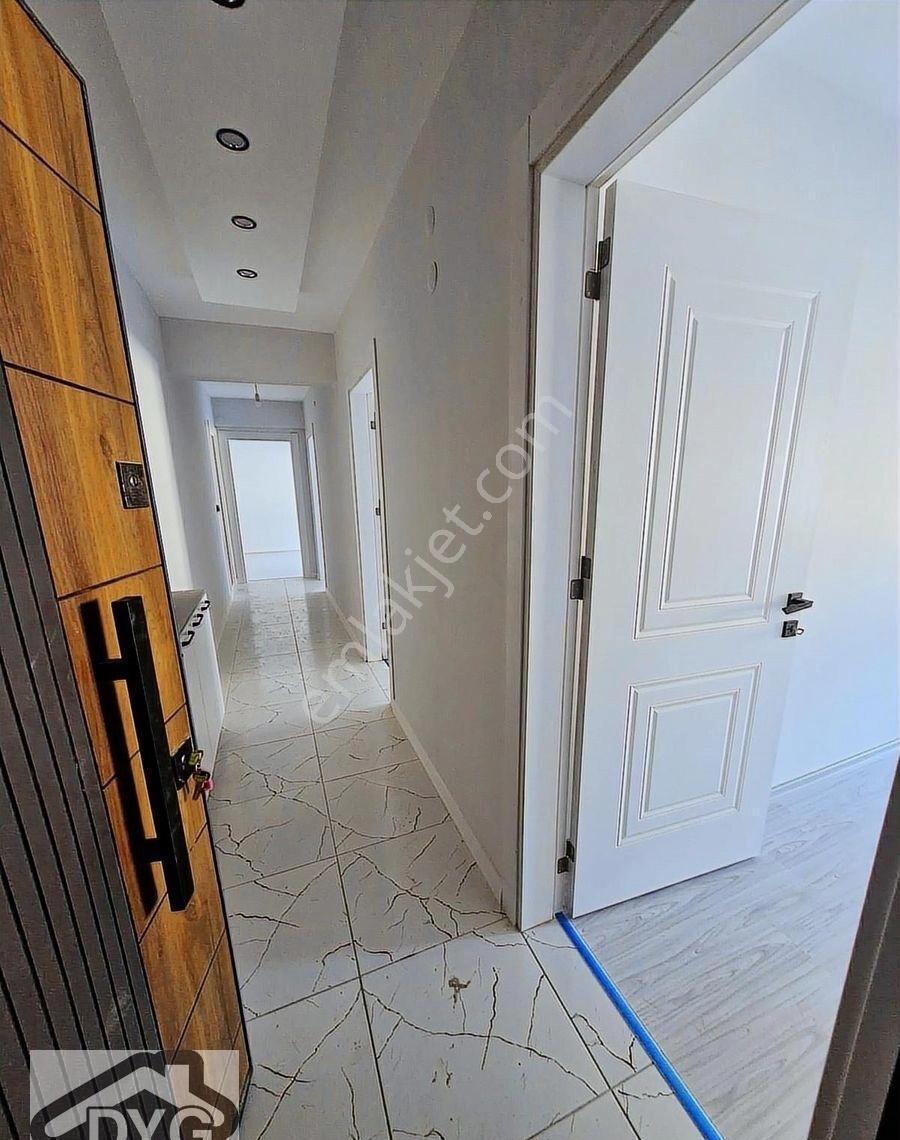 2+1 Yerden Isıtma Kiralık Daire - Görsel 17