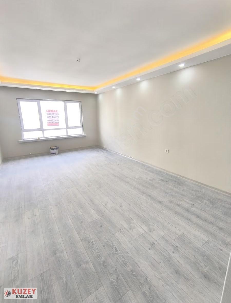 Kuzey Emlak'tan Ara Katta Full Yapılı Ön Cephe Satılık Daire - Görsel 4