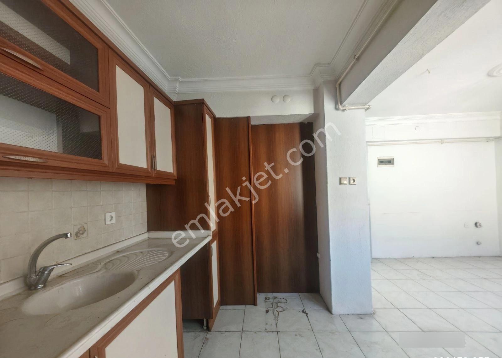 *19 Mayıs İlkokulu Mevkide*4.kat* 3+1* 130m2* Kiralık Daire* - Görsel 15