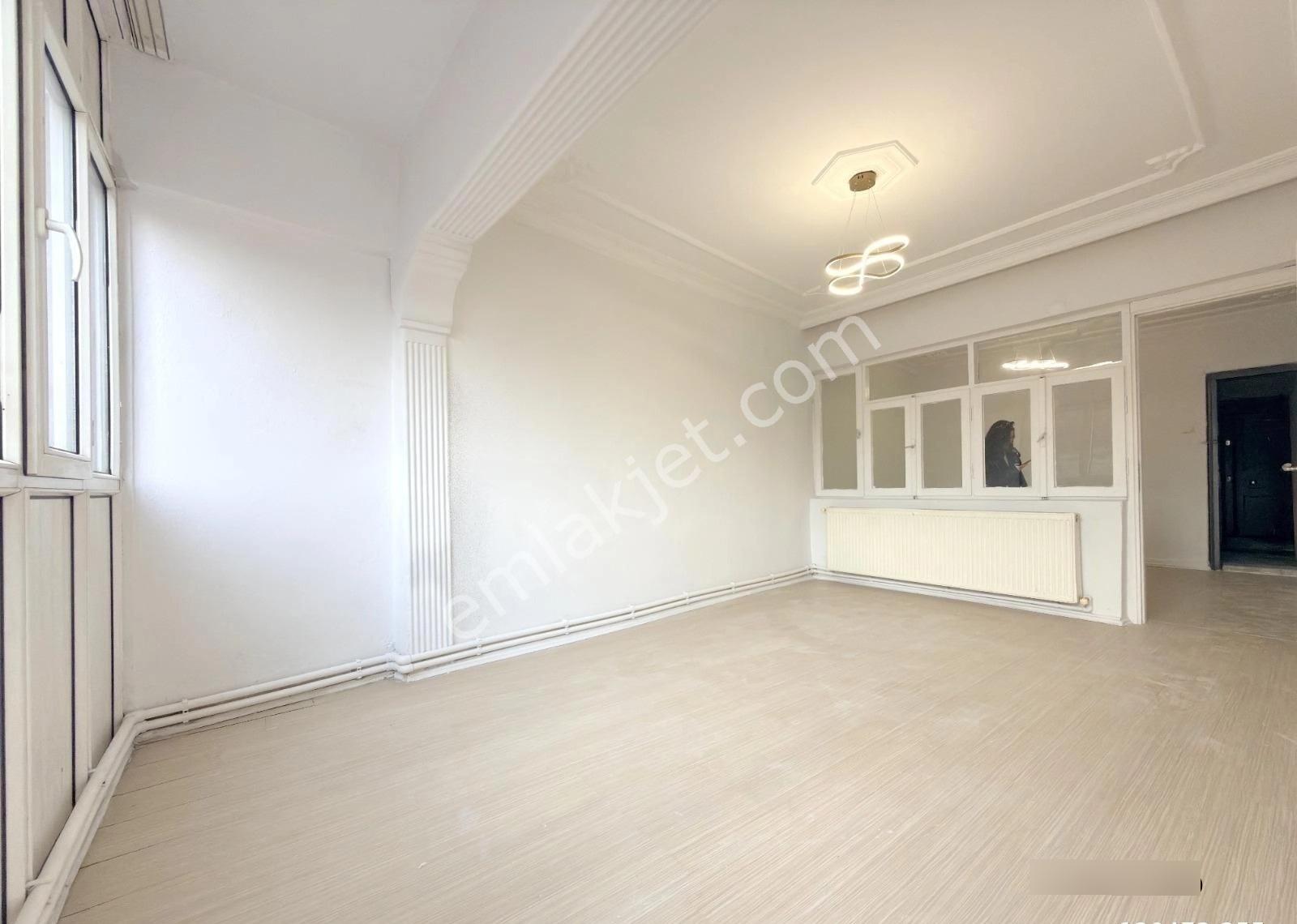 *19 Mayıs İlkokulu Mevkide*4.kat* 3+1* 130m2* Kiralık Daire* - Görsel 12