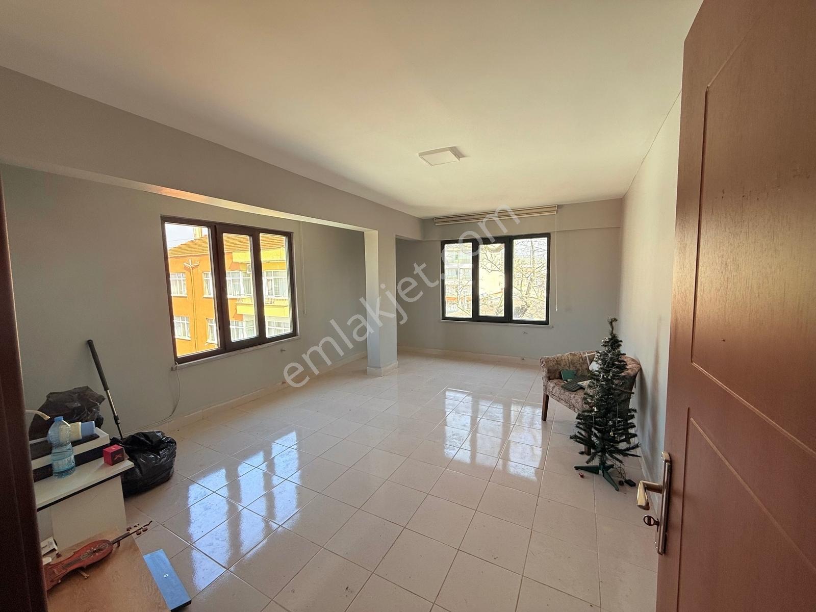 İznik Merkezde Kiralık Ofis Fırsatı - Görsel 28