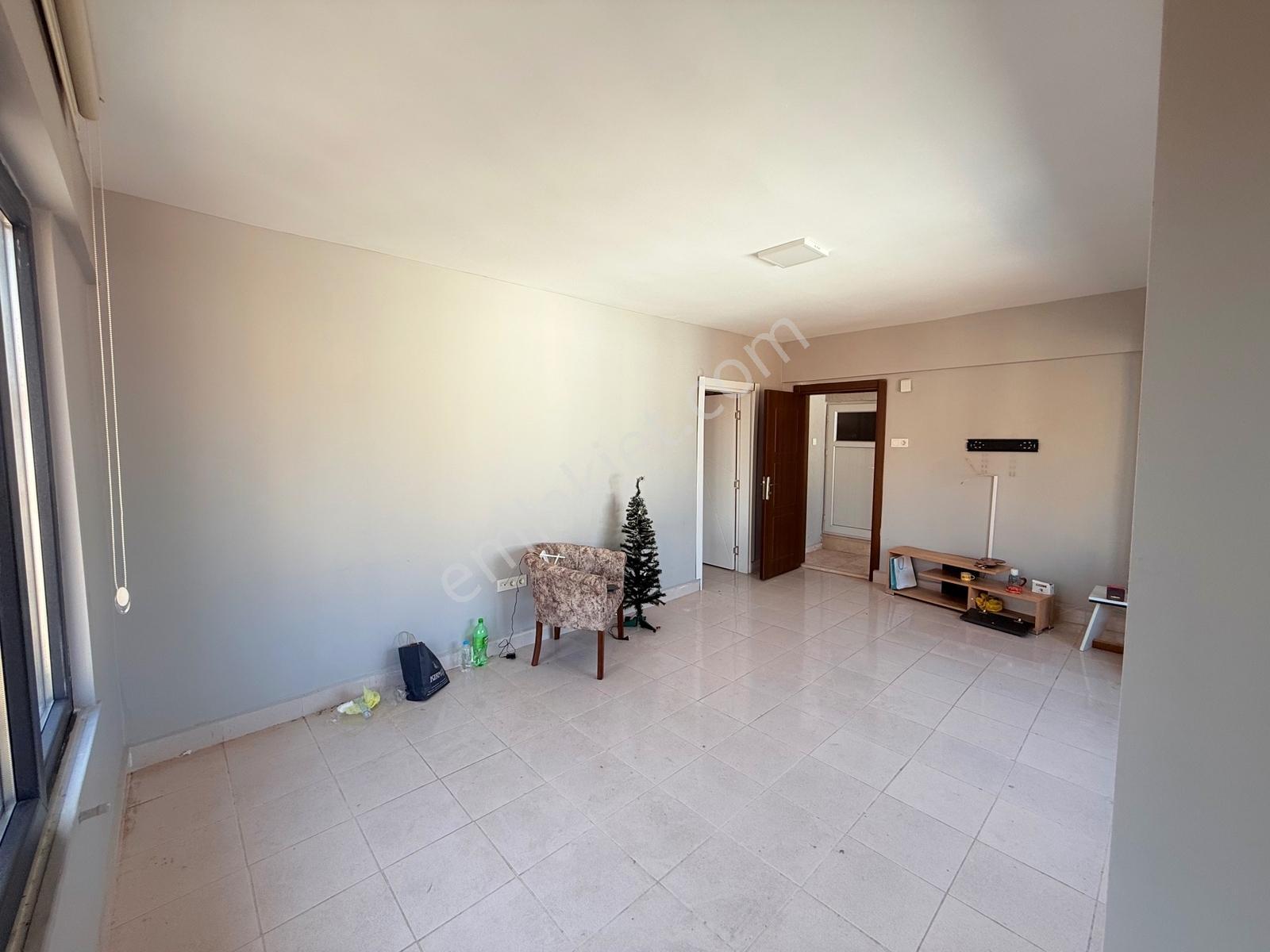 İznik Merkezde Kiralık Ofis Fırsatı - Görsel 23
