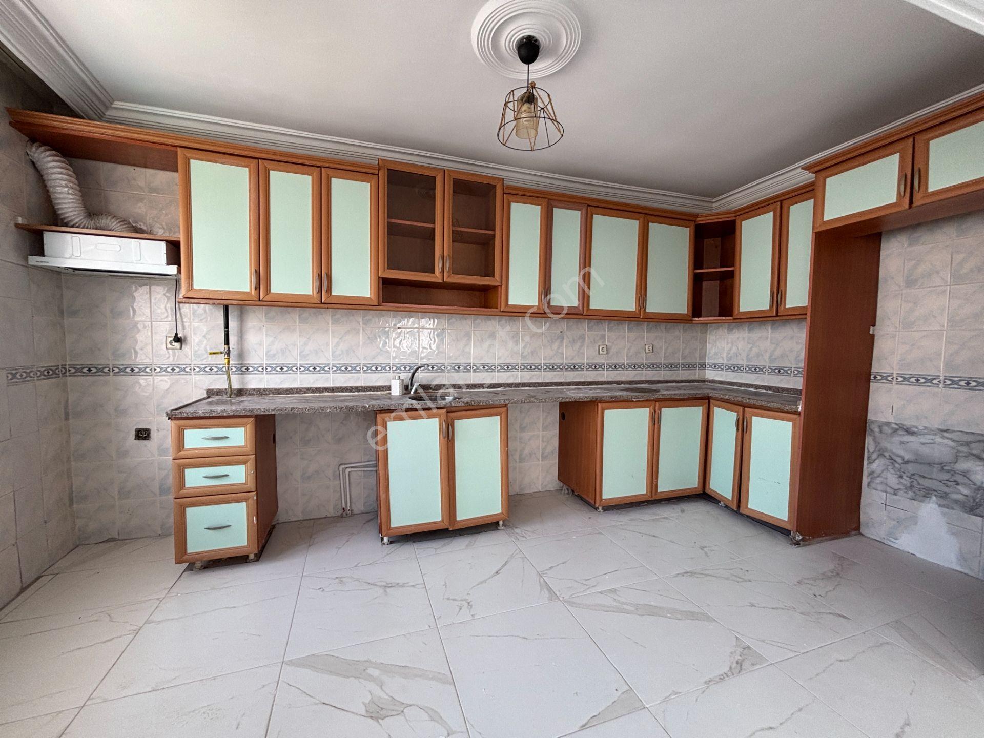 Mezitli Akdeniz Mahallesi Özdemir 2 Sitesi 3+1 Kiralık Daire - Görsel 10