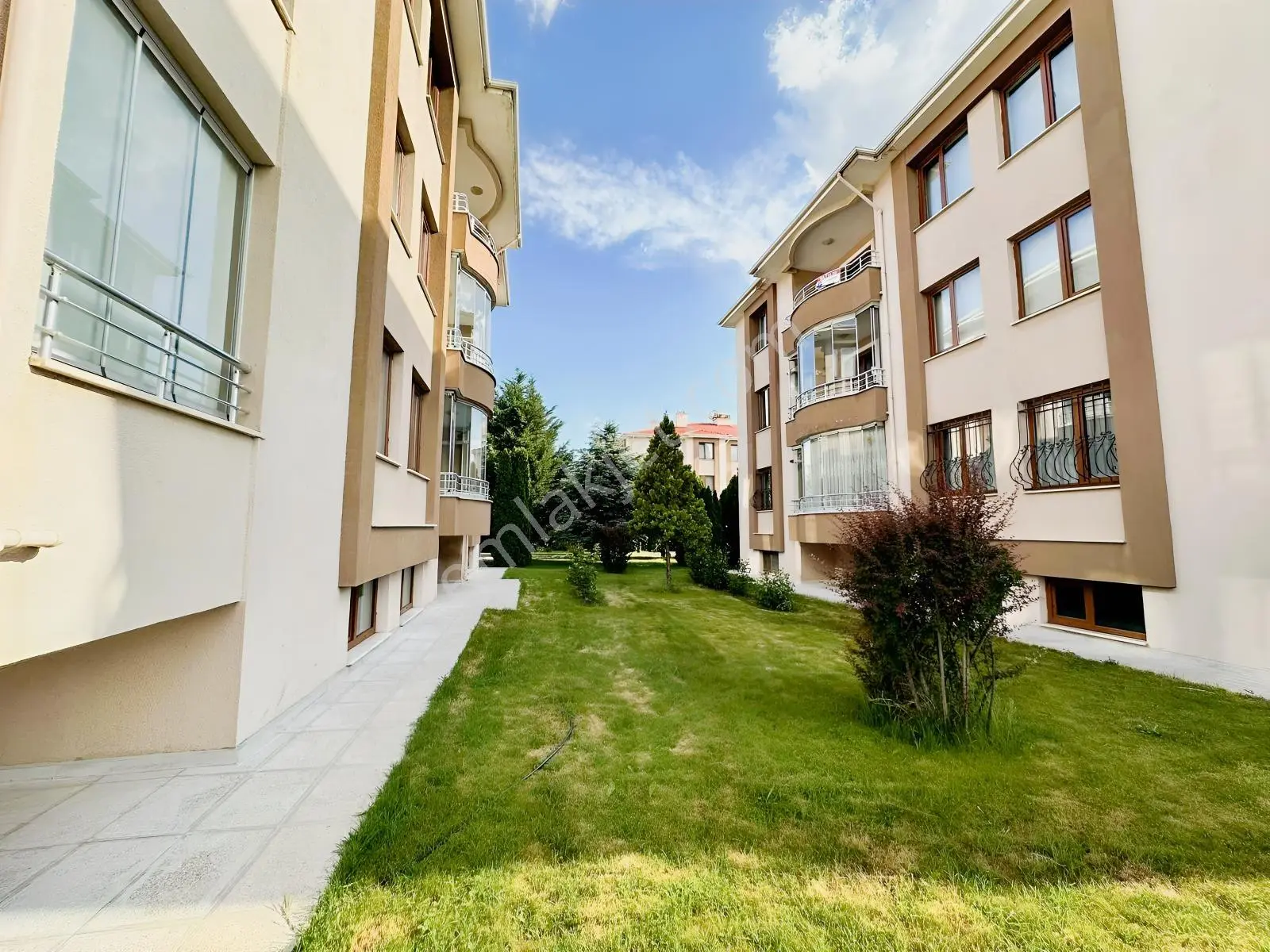 Remax Dem'den Elitkent Sitesinde Satılık 4+1 Fırsat Daire - Görsel 2
