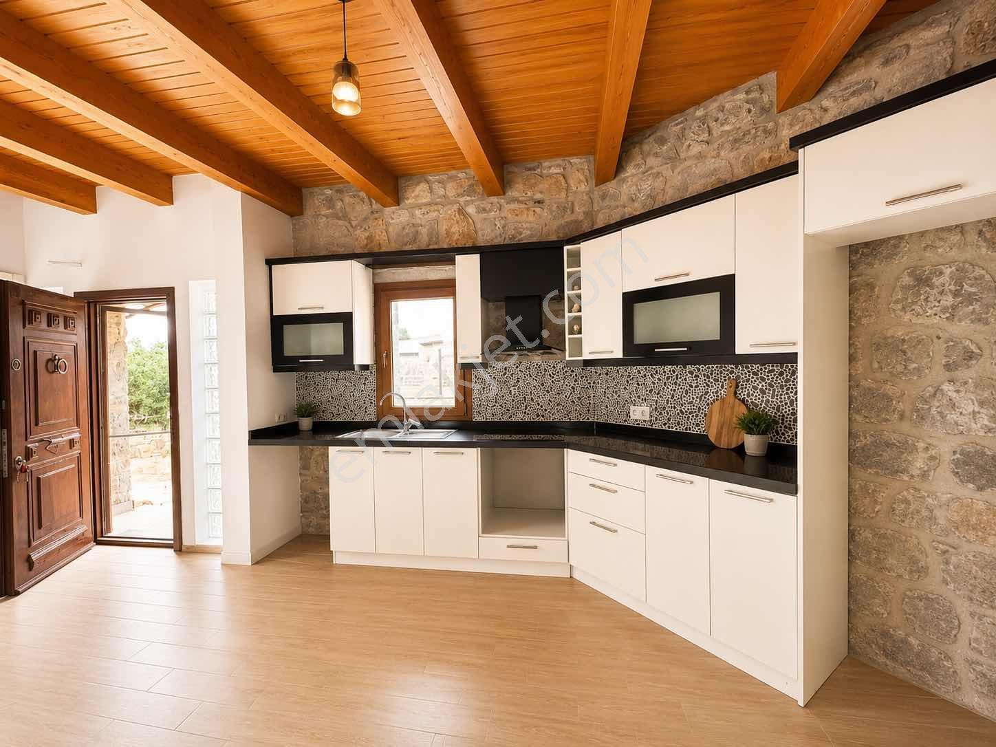 Müstakil Taş Ev Düzayak Konumlu 500 M2 Arsa İçinde Ortak Havuzlu - Görsel 25