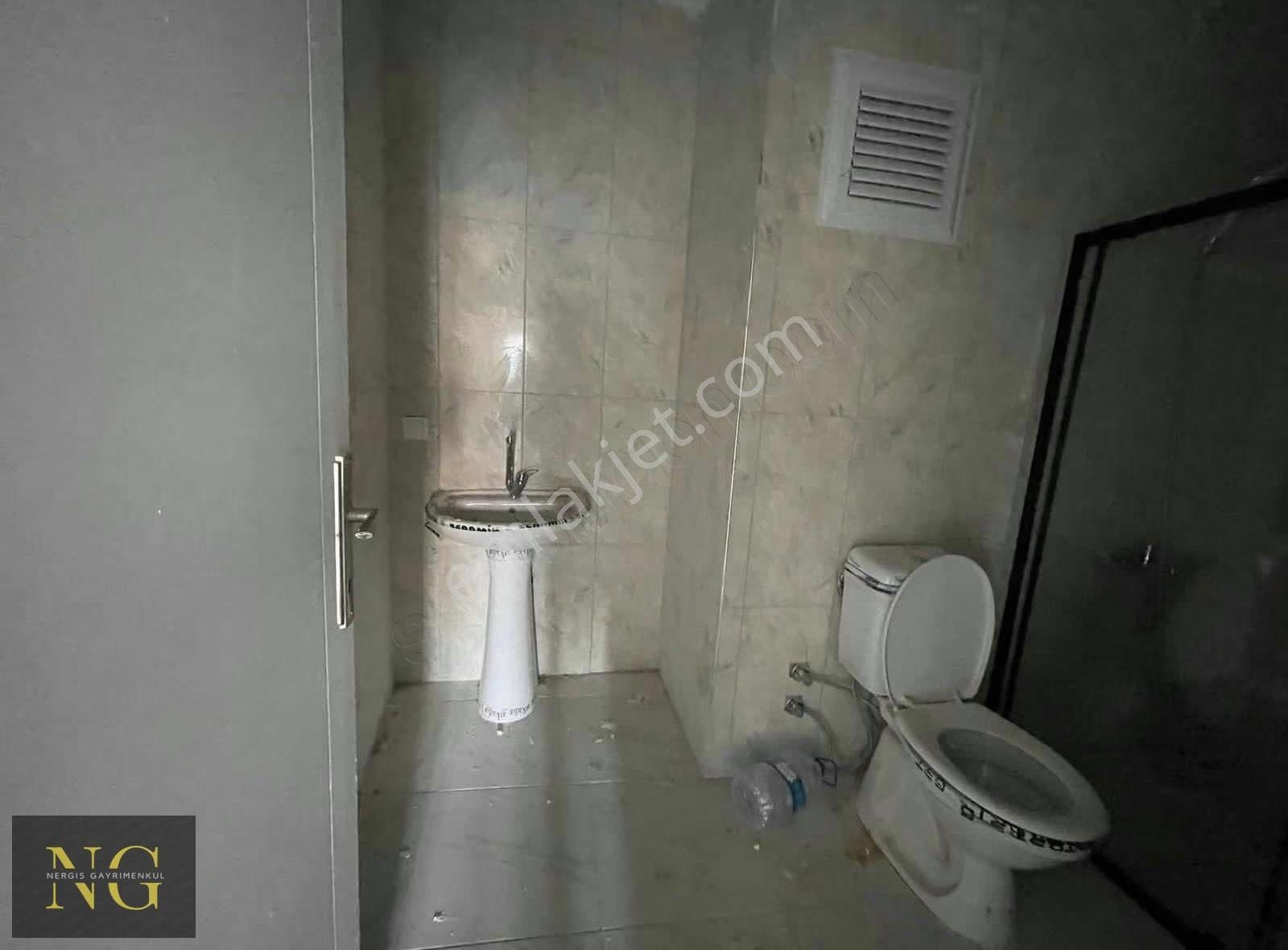 Nergis Den Hoşaplıoğlunda Kiralık 4+1 Dubleks Daire - Görsel 17