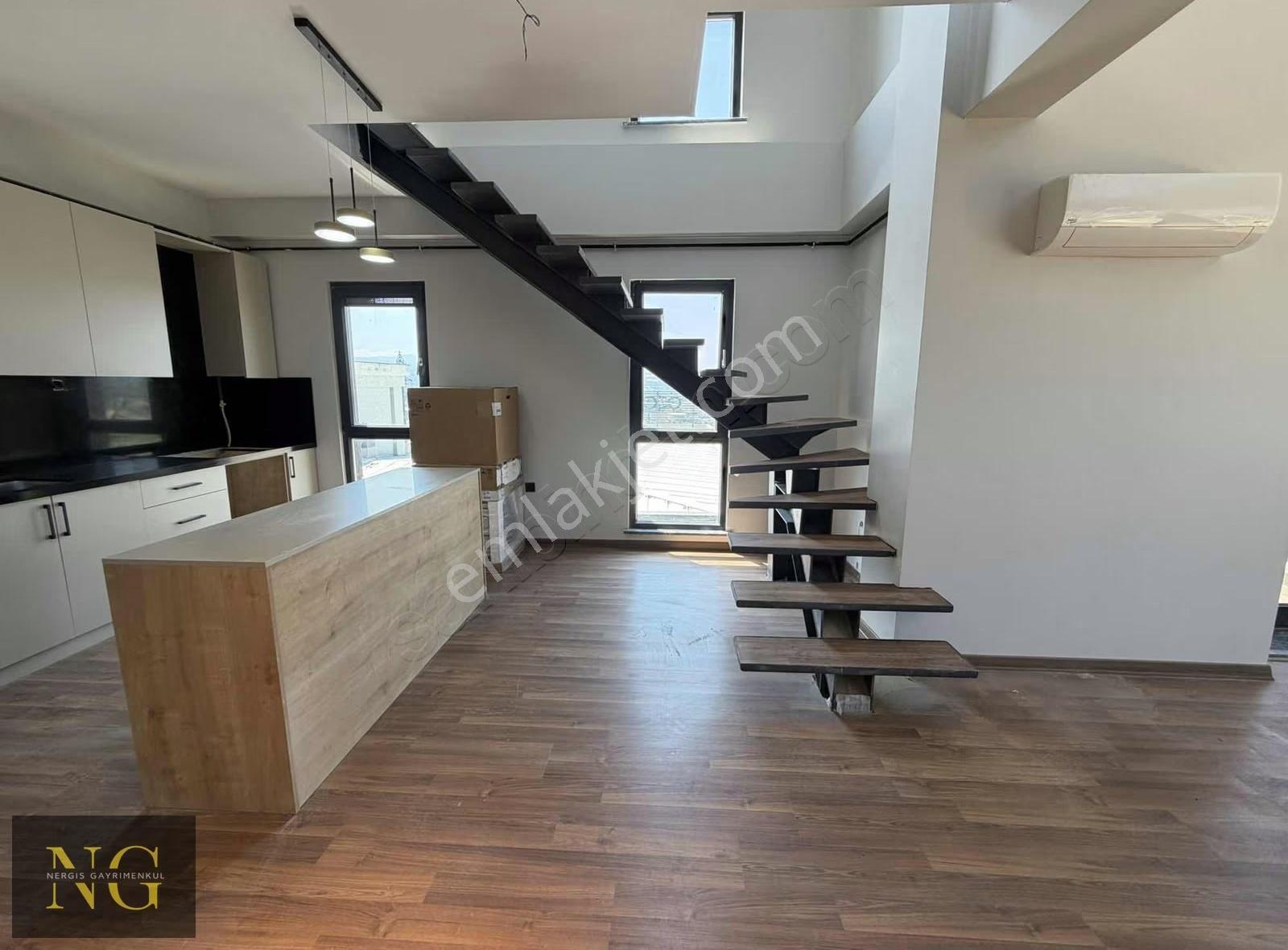 Nergisden Satılık Lüks Site İçi Loft Sınırsız Kredi Daire - Görsel 24