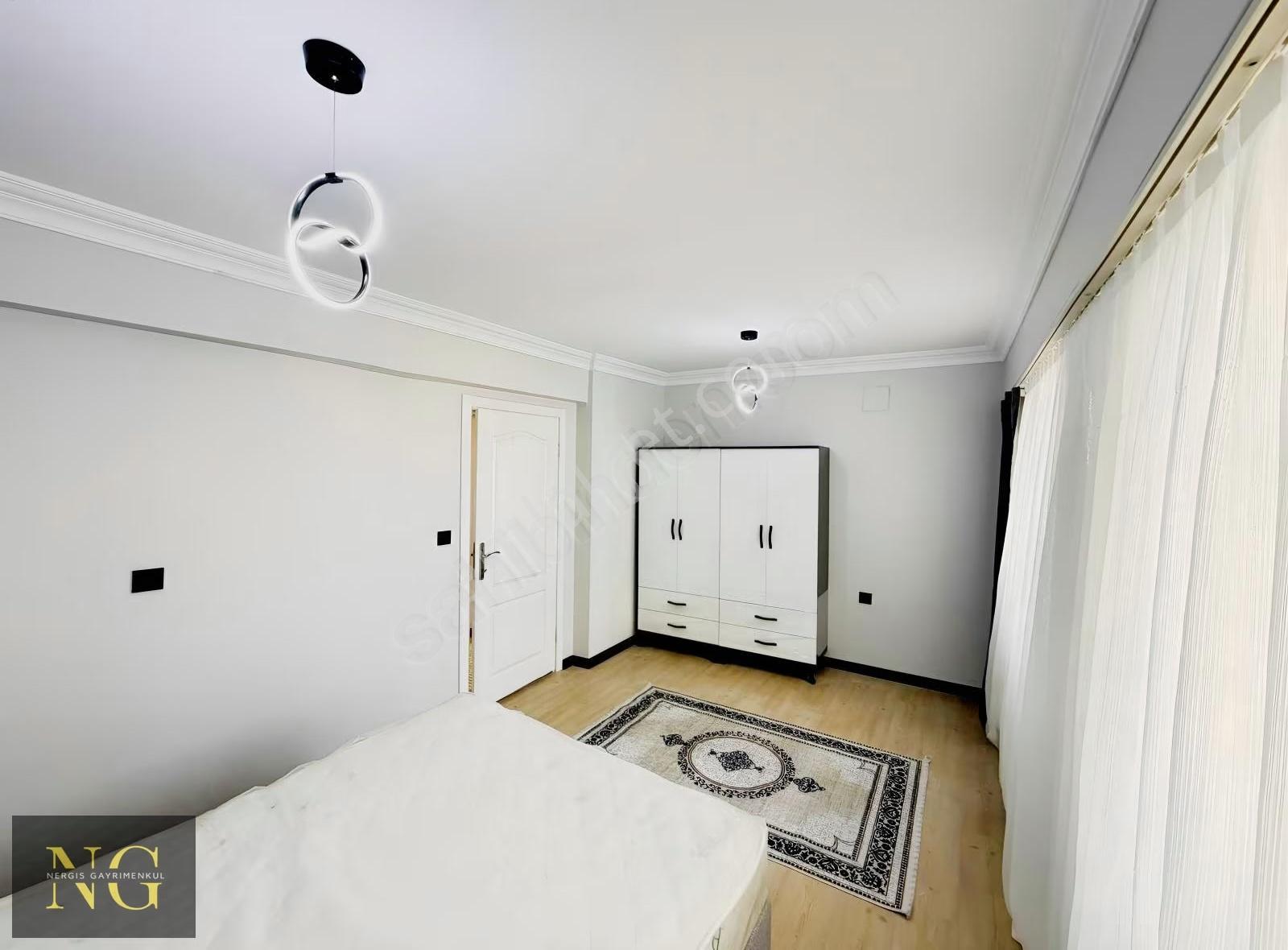 Nergisden Satılık Ara Kat Full Lüks Tasarım Eşyalı Daire - Görsel 18