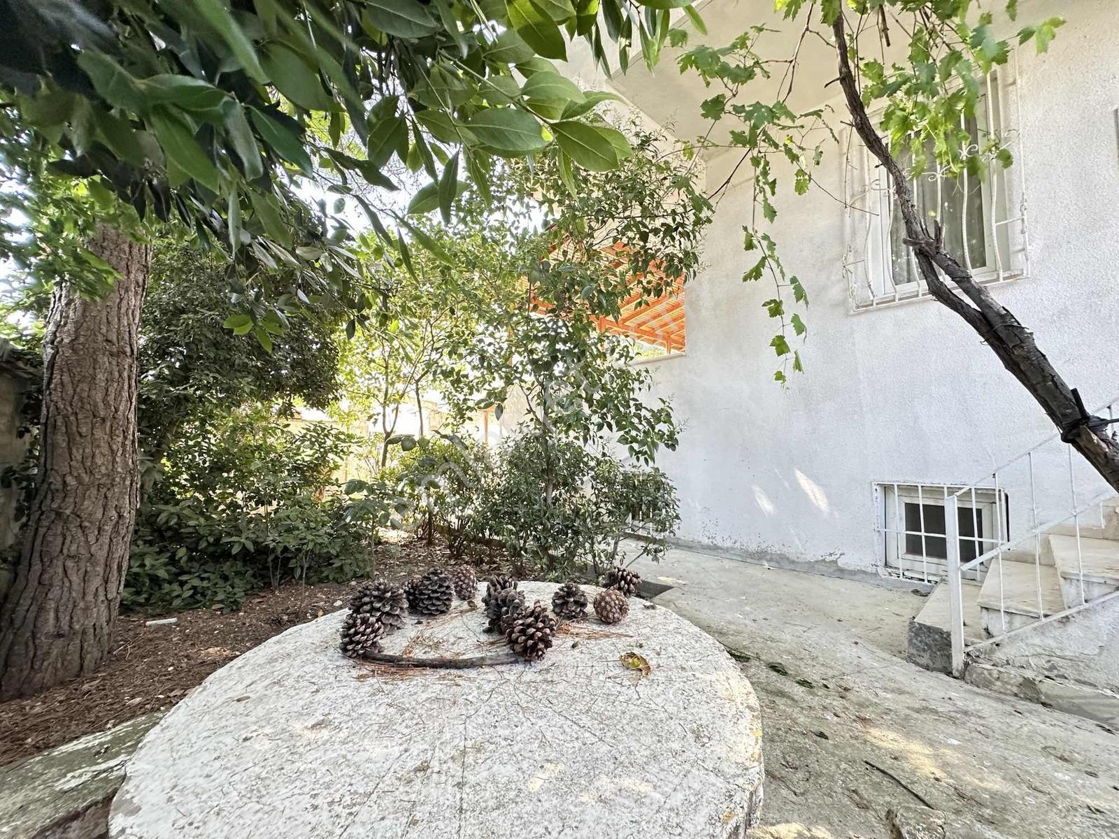 Büyükçekmece Celaliye Mah'de Cadde Cepheli Satılık Müstakil - Görsel 33