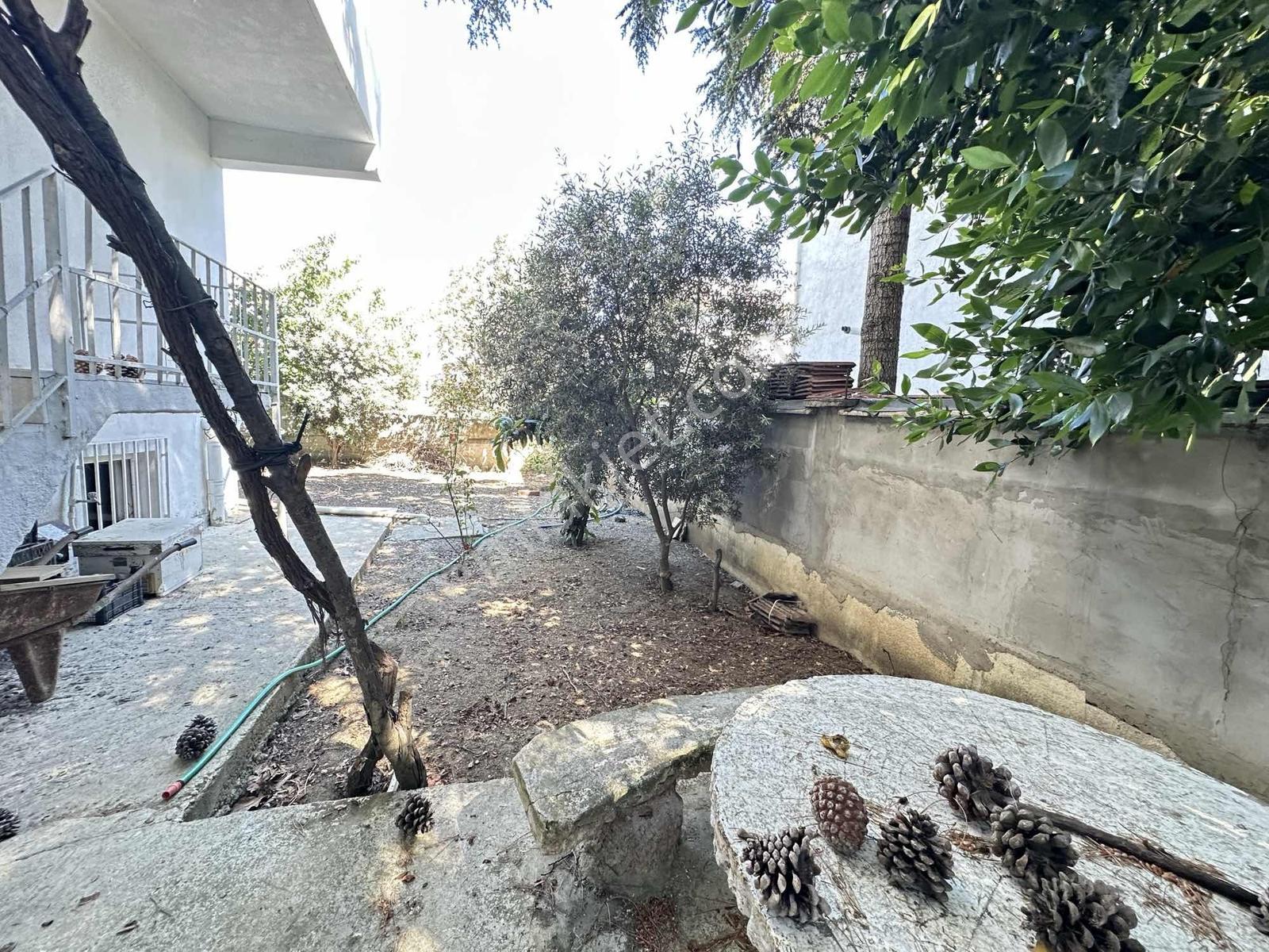 Büyükçekmece Celaliye Mah'de Cadde Cepheli Satılık Müstakil - Görsel 34