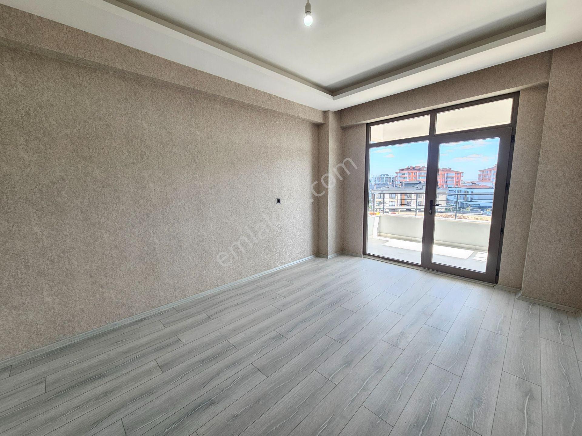Selehaddin Eyyubi Mahallesin'de Mete Konakları'na Çok Yakın Konumda Site İçerisinde Lüks 3+1 Daire - Görsel 23