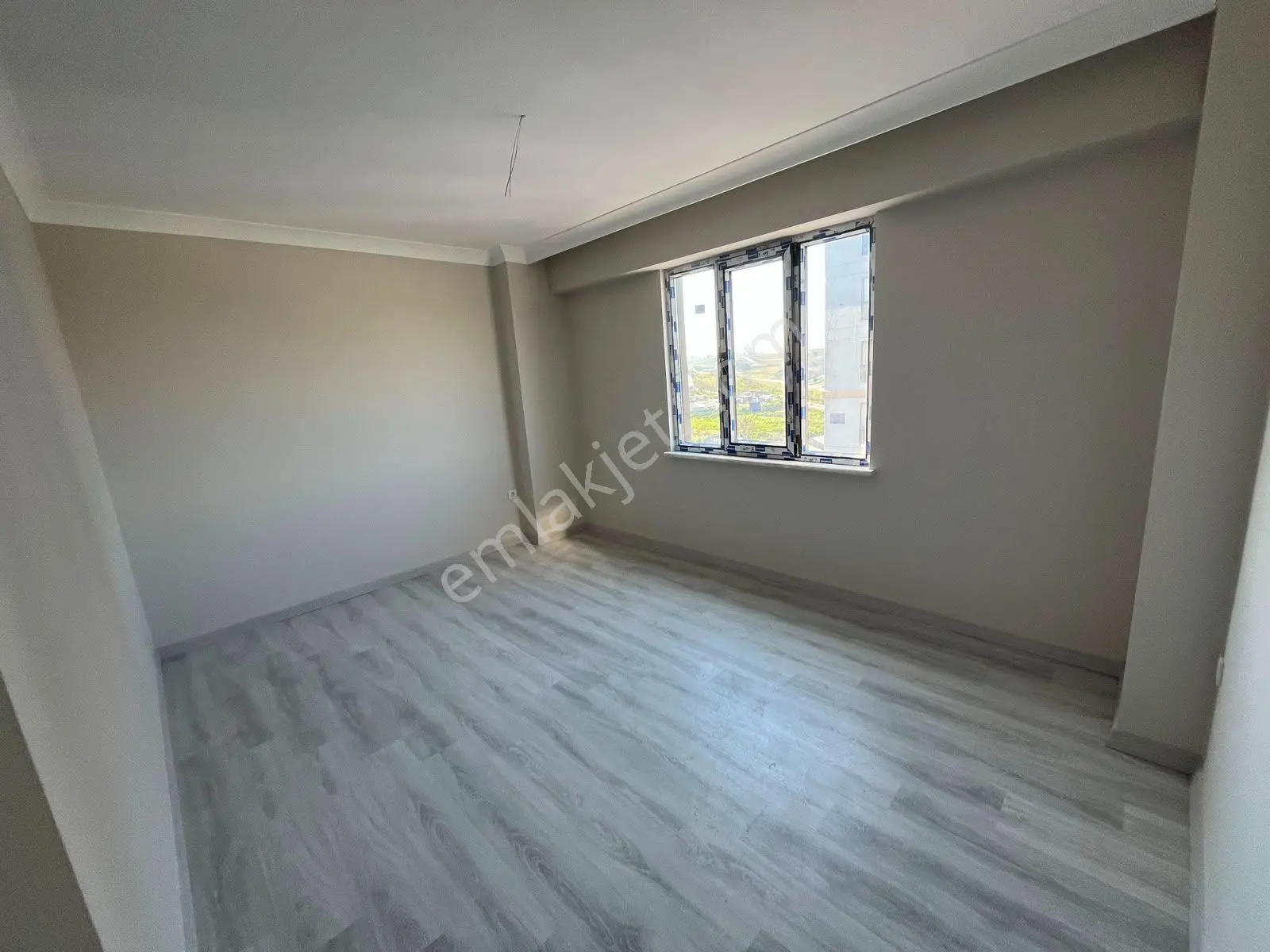 Sultangazi Cebeci'de Site İçerisinde 3+1 Ferah Kiralık Daire - Görsel 3