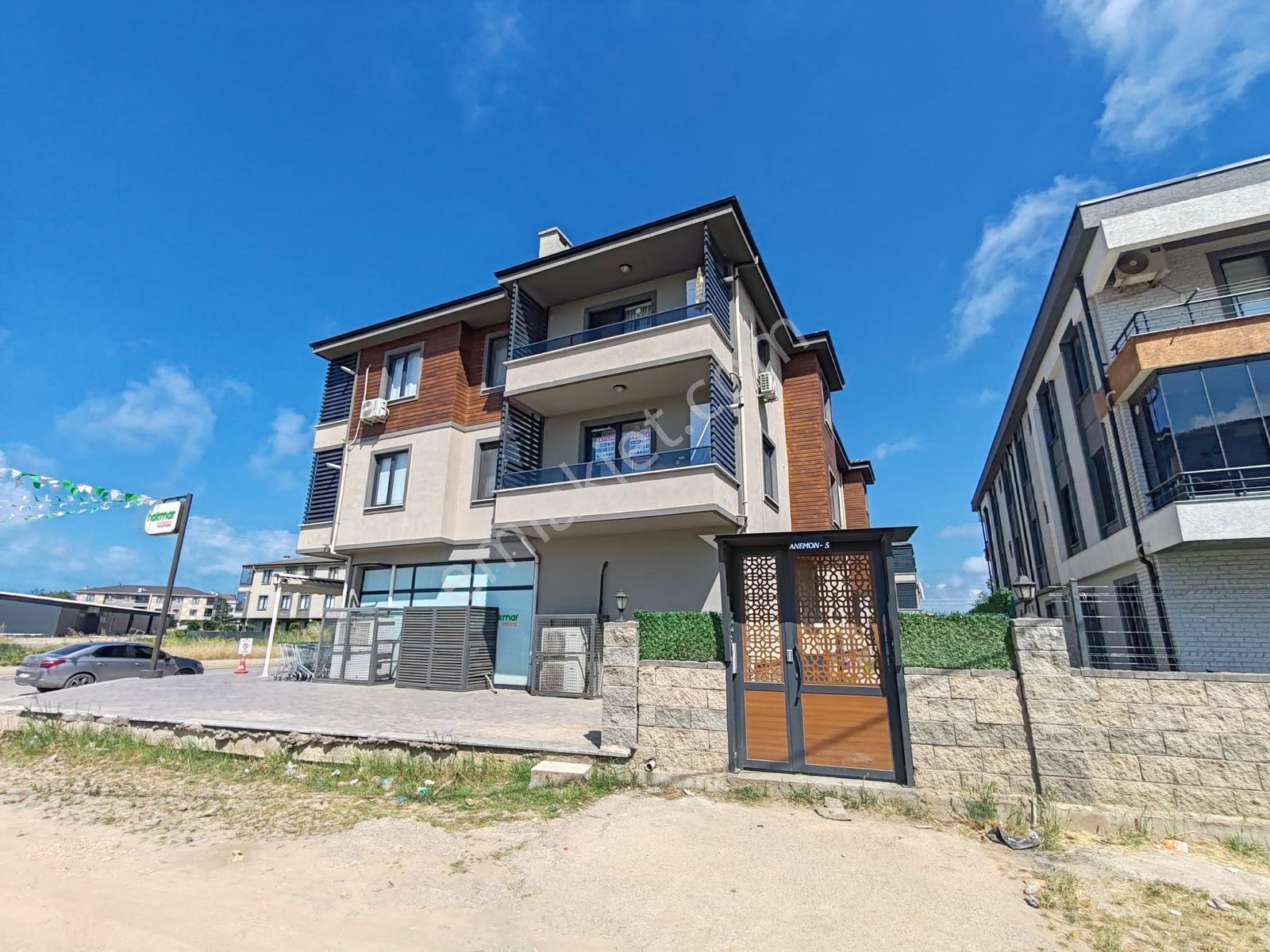 32 Evlerde Açık Cephe Havuzlu Arakat Yerden Isıtmalı Geniş 2+1 - Görsel 16