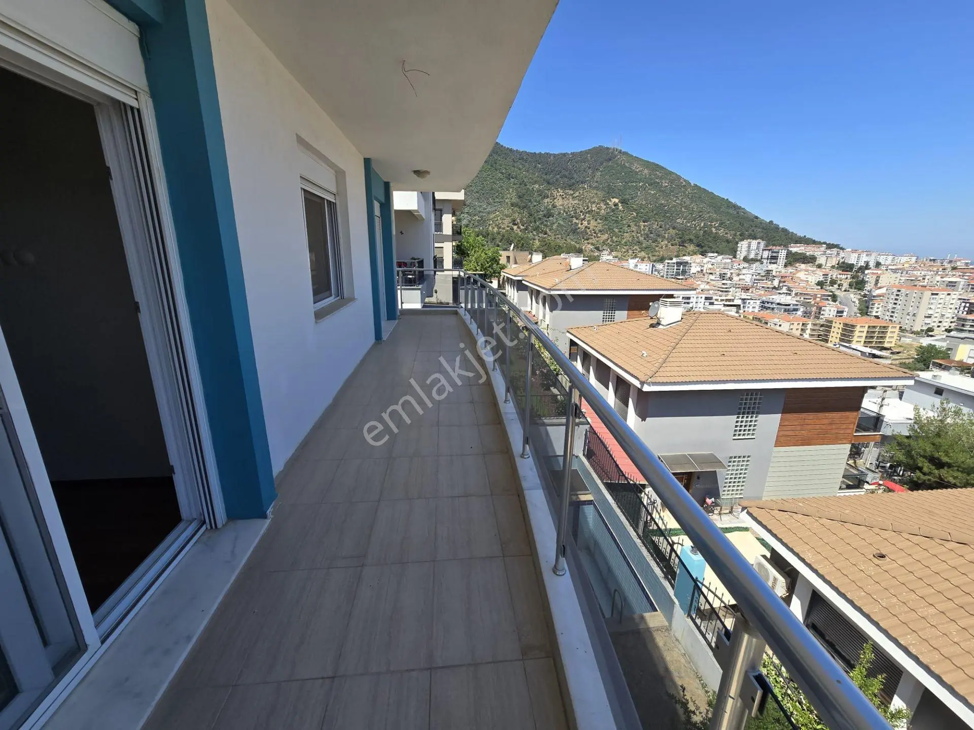 Balçova Çetin Emeç Mah. D.gazlı, Havuzlu Kiralık 6+1 Villa - Görsel 13