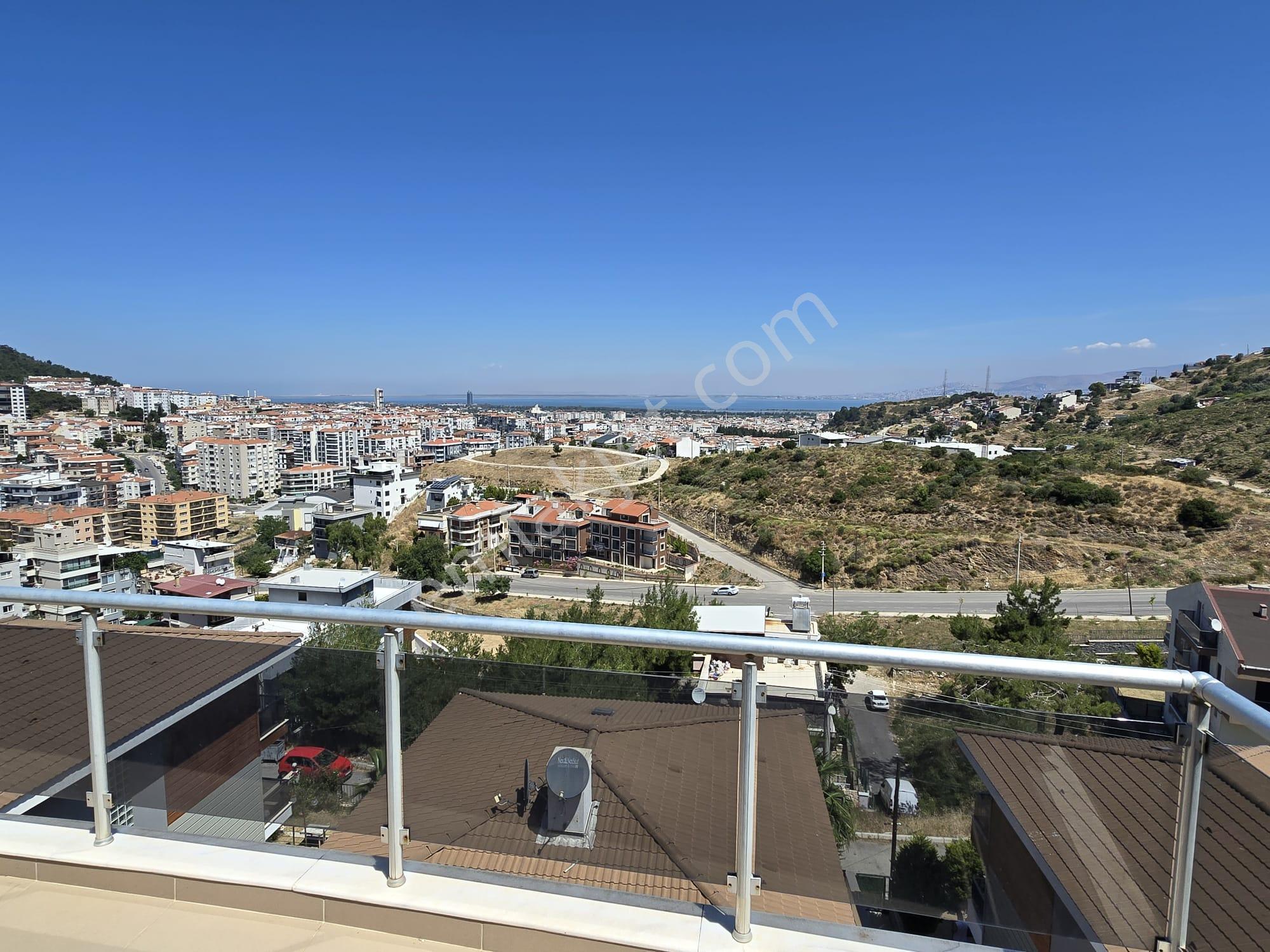 Balçova Çetin Emeç Mah. D.gazlı, Havuzlu Kiralık 6+1 Villa - Görsel 14