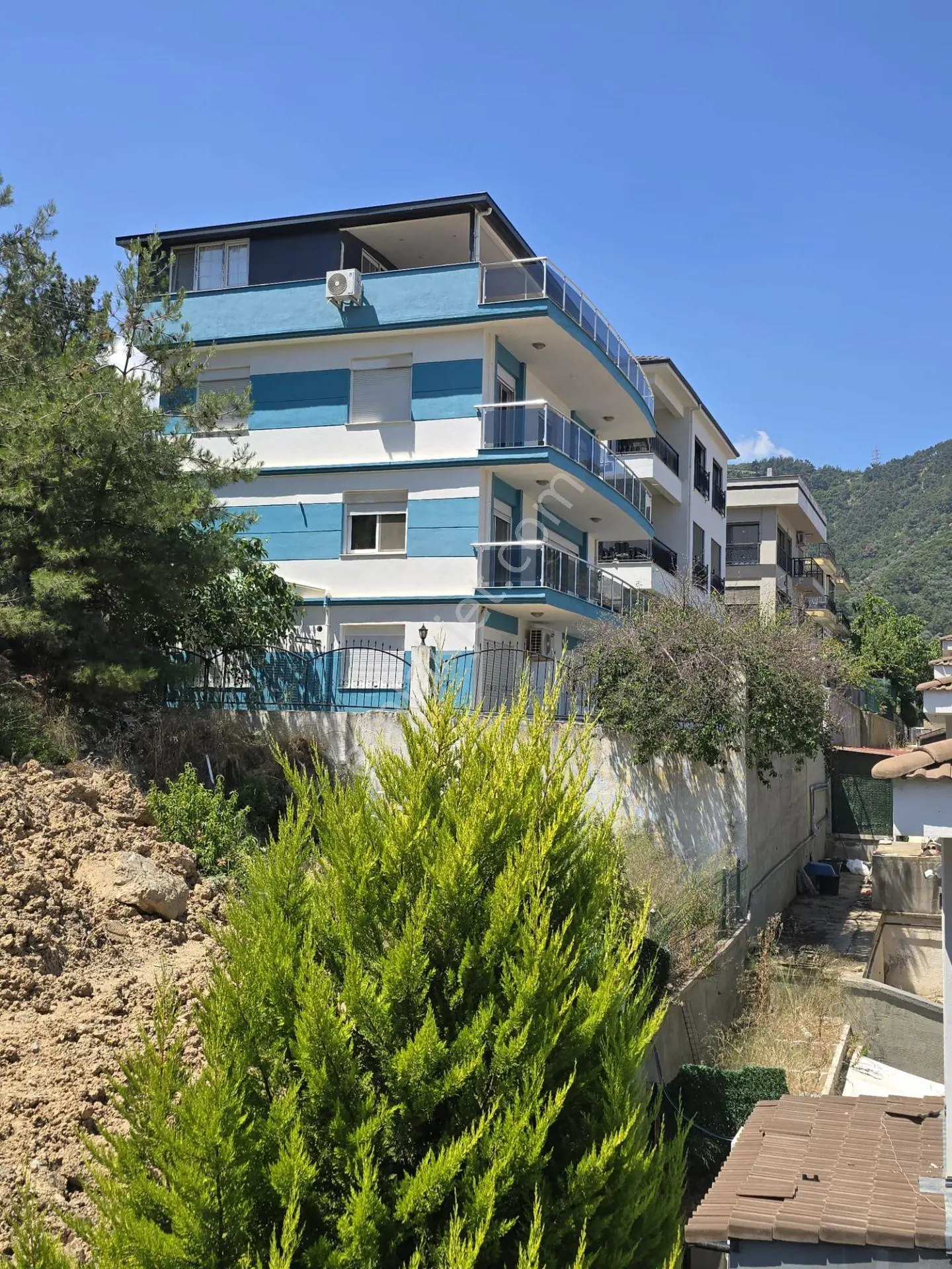 Balçova Çetin Emeç Mah. D.gazlı, Havuzlu Kiralık 6+1 Villa - Görsel 6