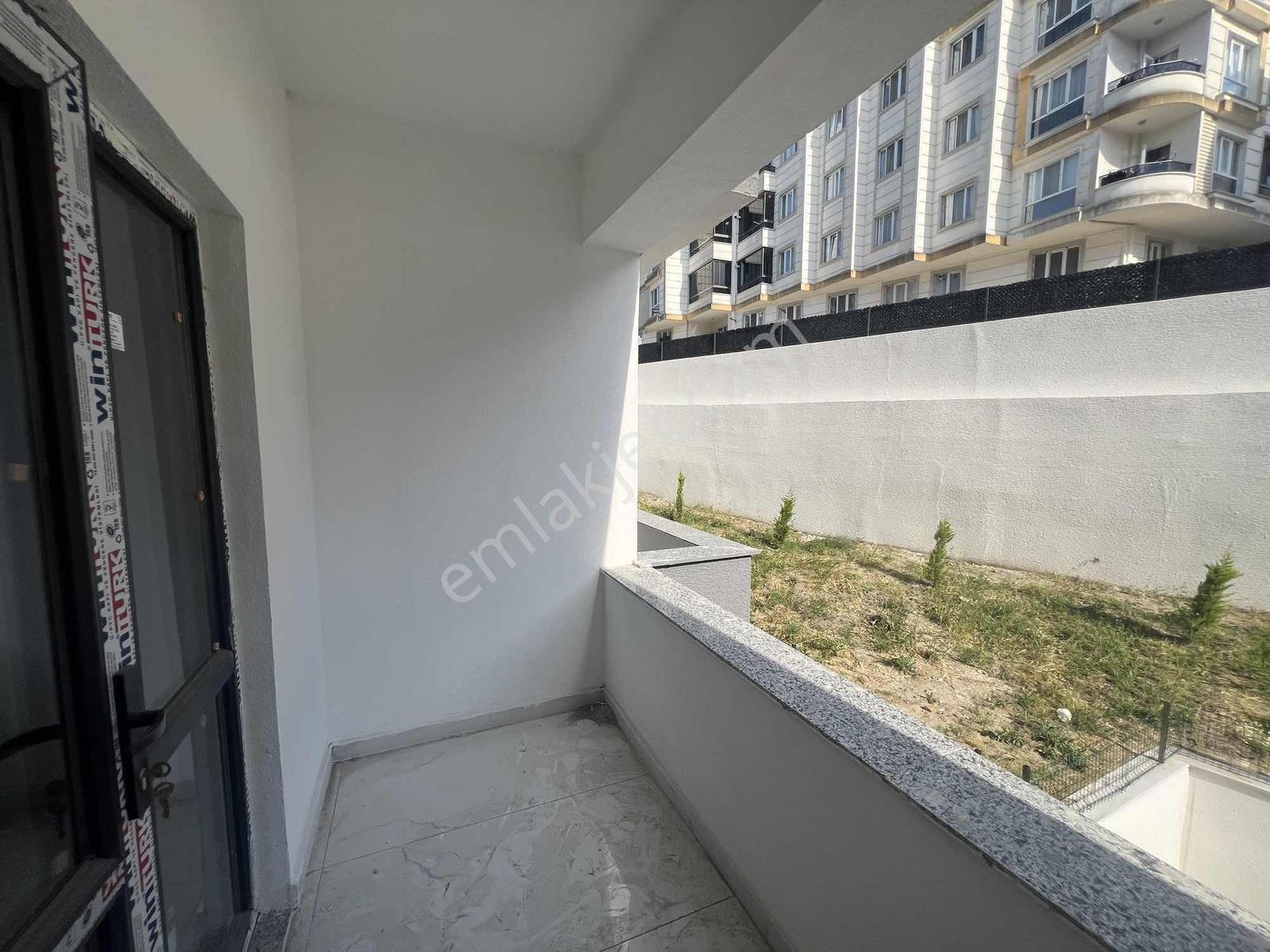 Çerkezköy İstasyon Mah. Havuzlu Site İçi Lüx 2+1 - Görsel 22