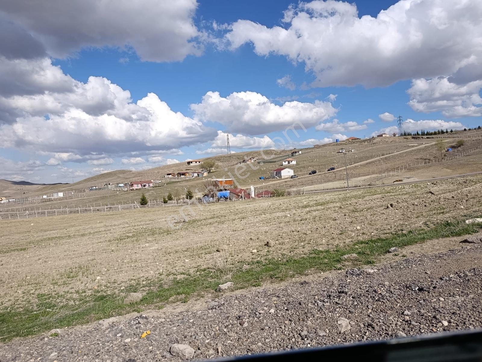 Gölbaşı Soğulcakta 500 M2 Yola Cephe Fırsat Bahçe - Görsel 4